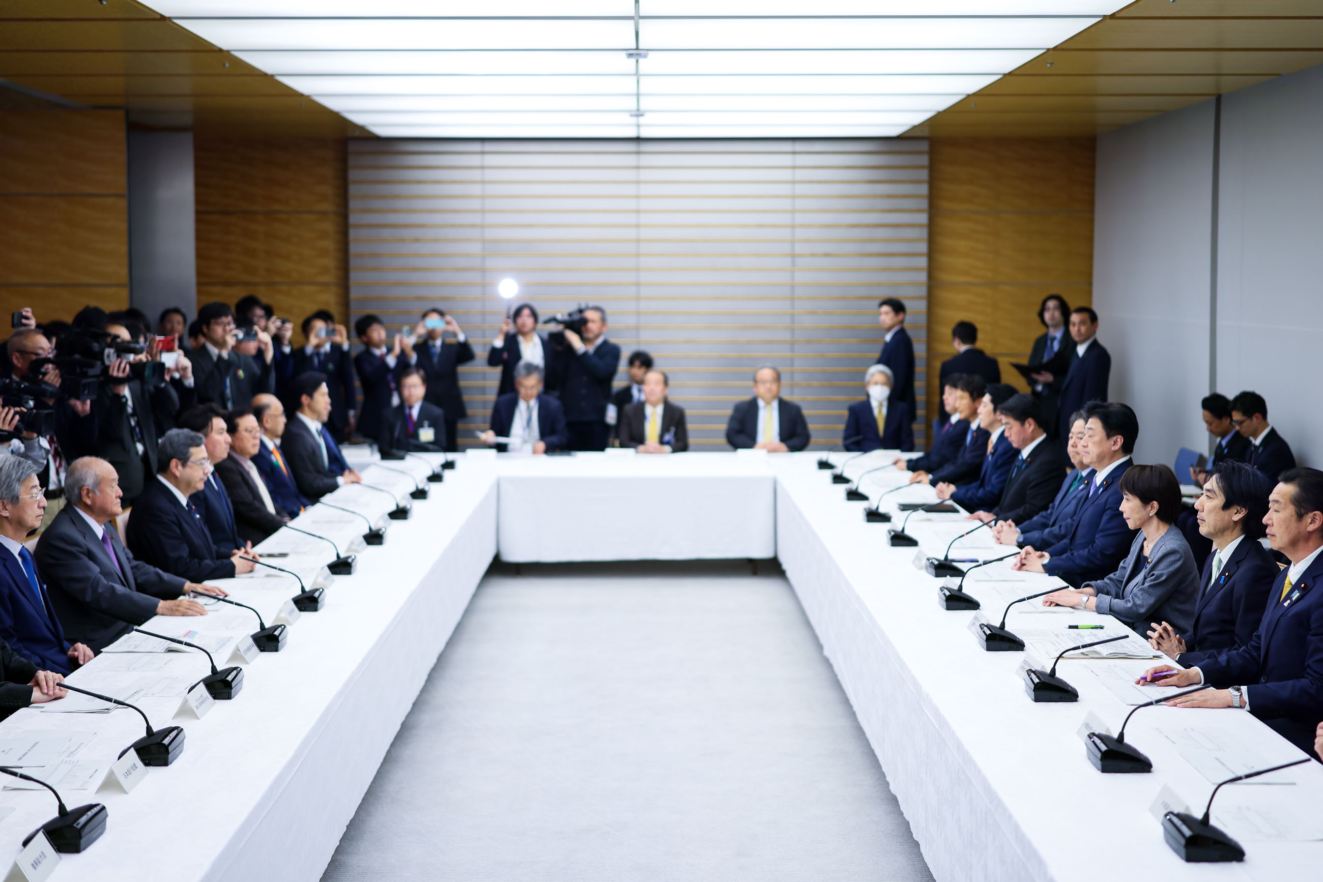 高市首相出席会议3