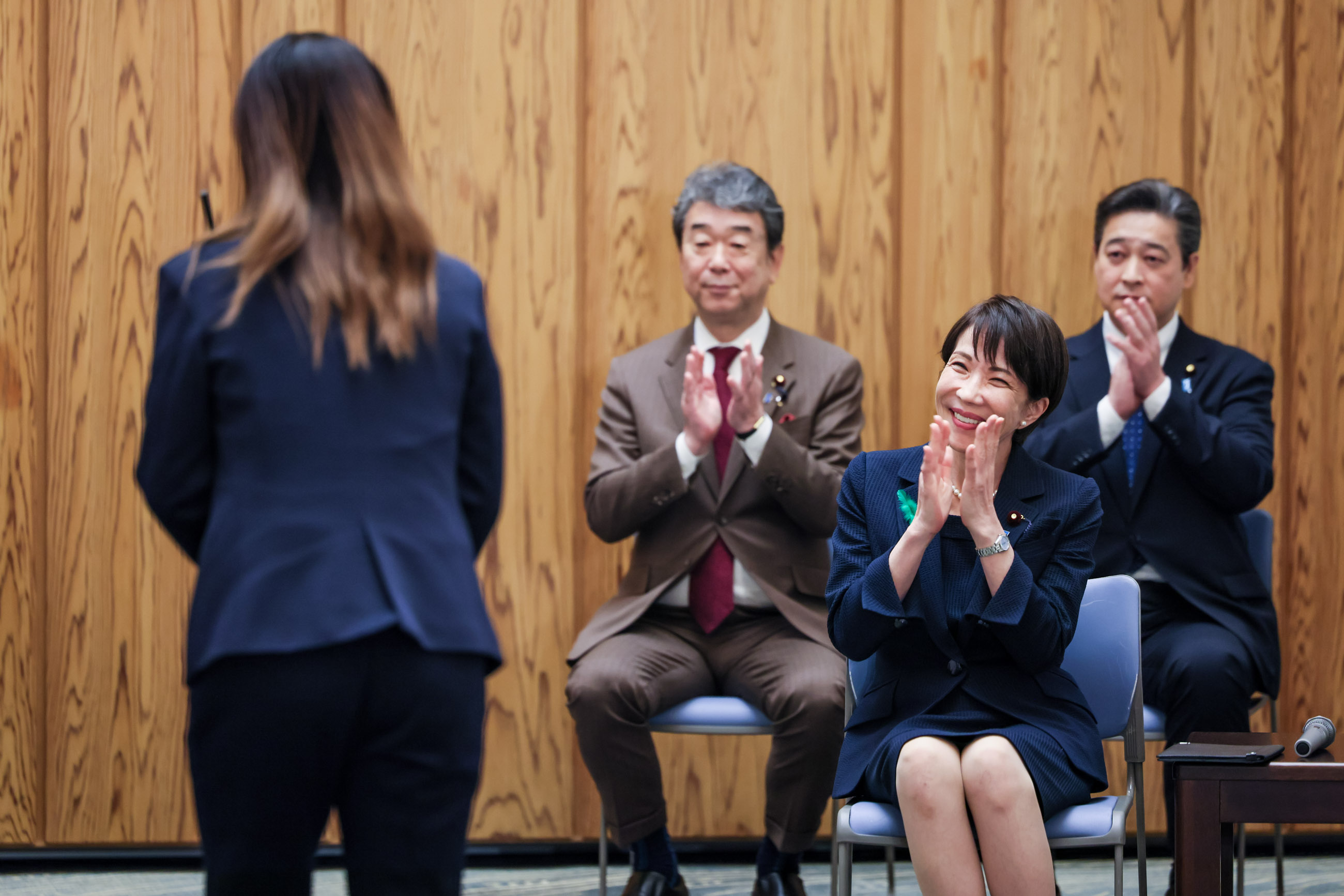 高市首相接受拜会4