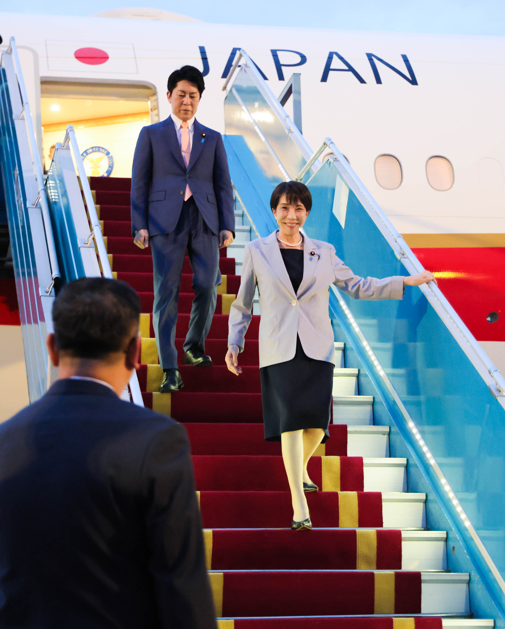高市首相抵达越南2