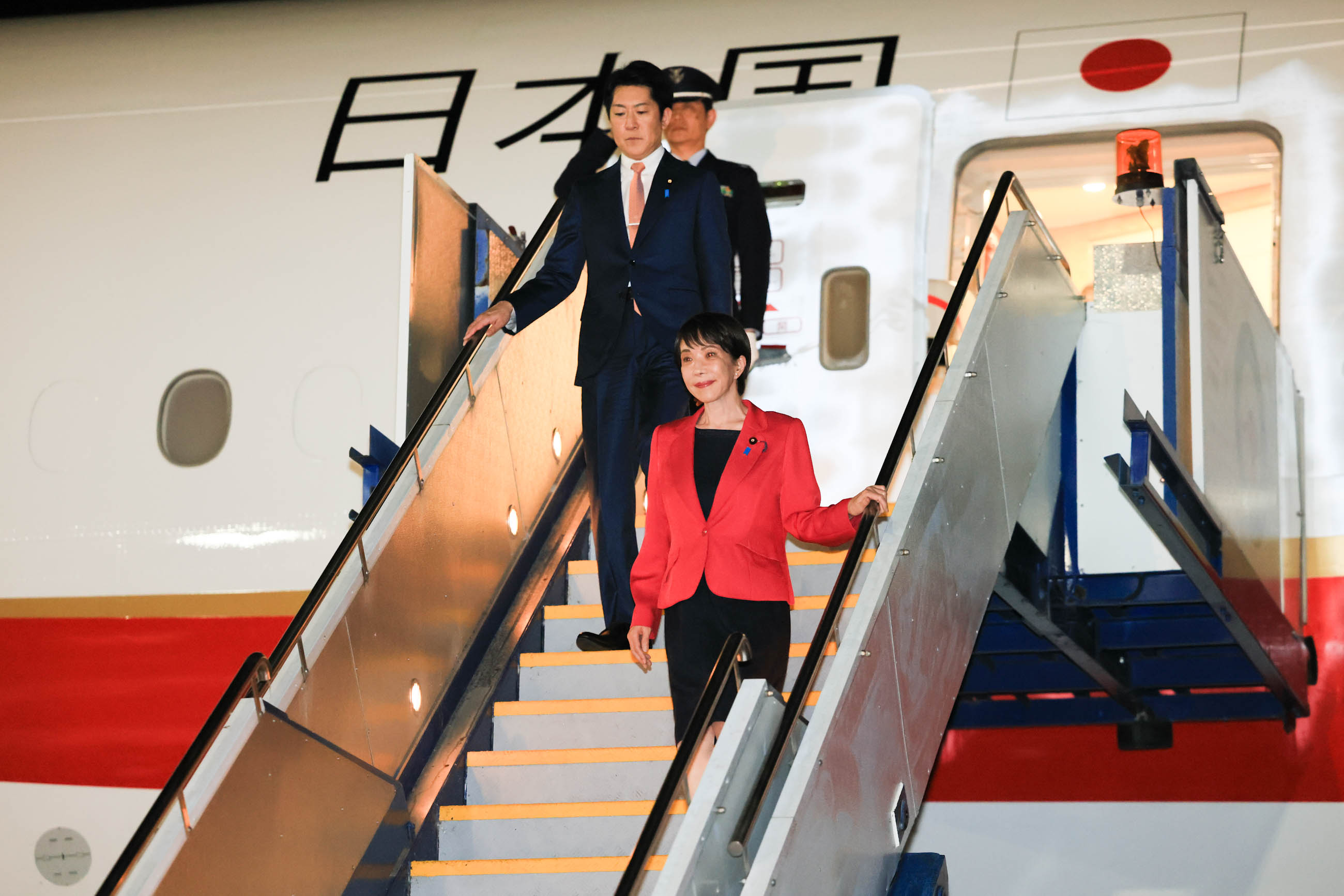 高市首相抵达澳大利亚2