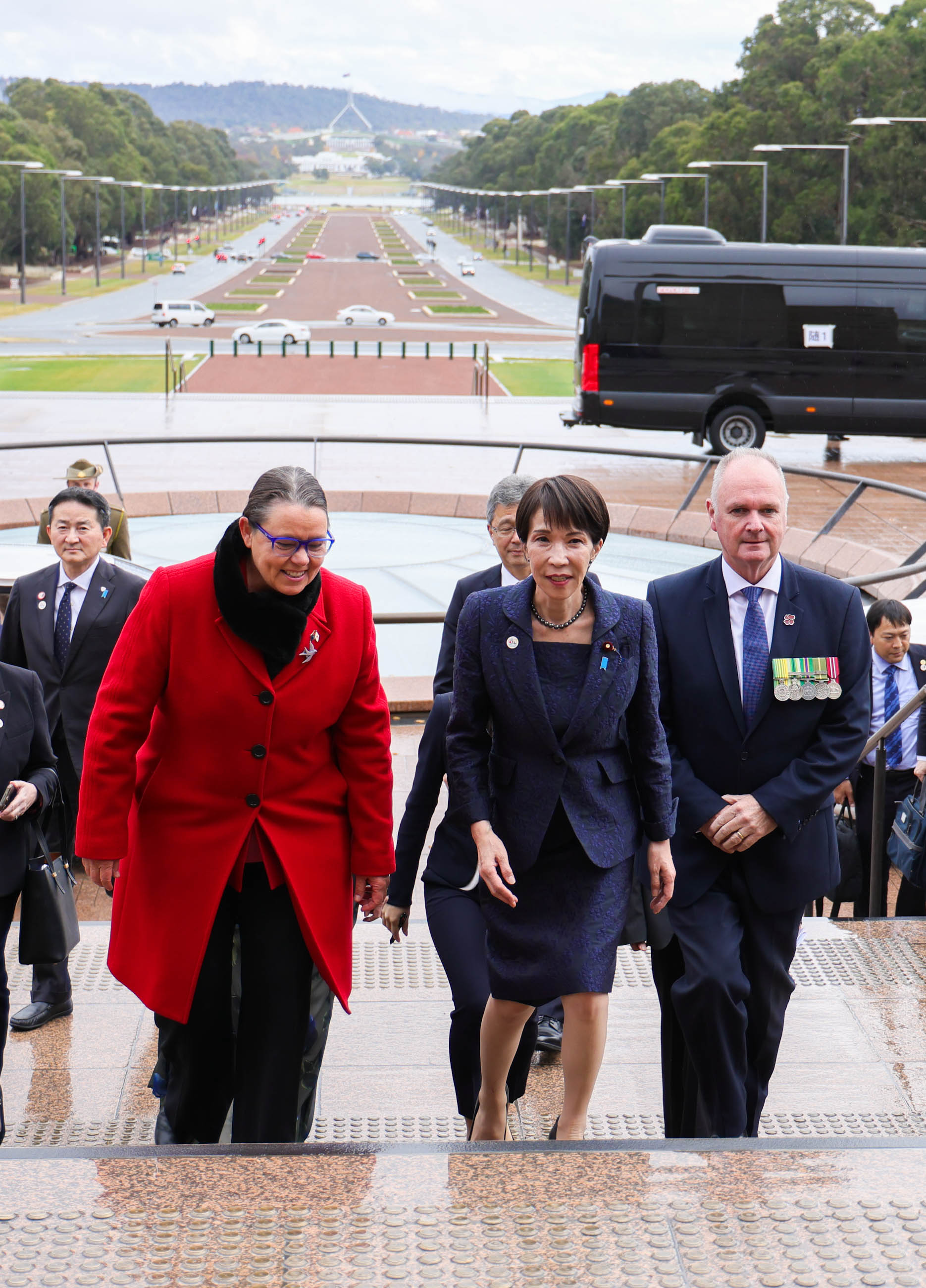 高市首相出席献花仪式1