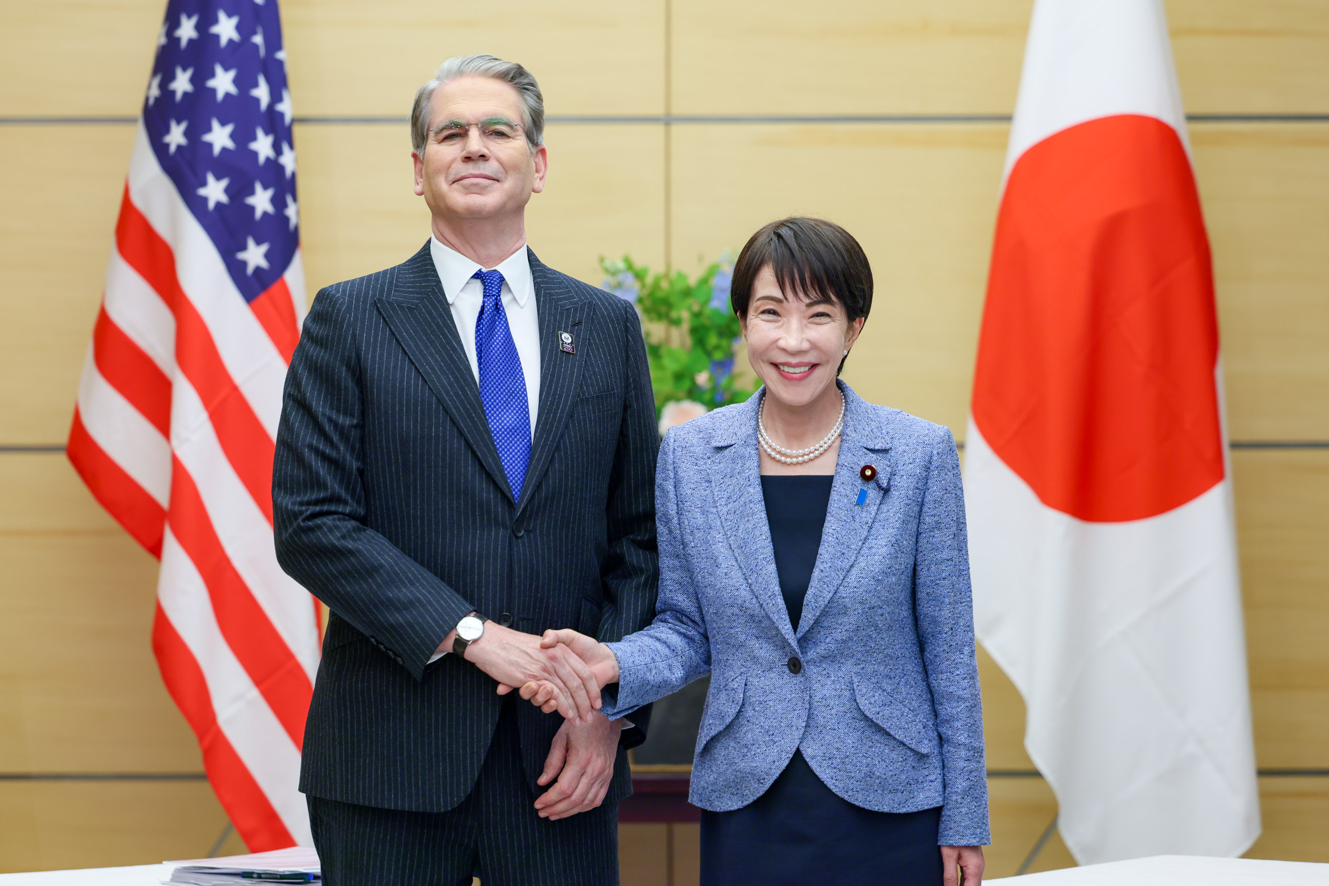 高市首相接受拜会1