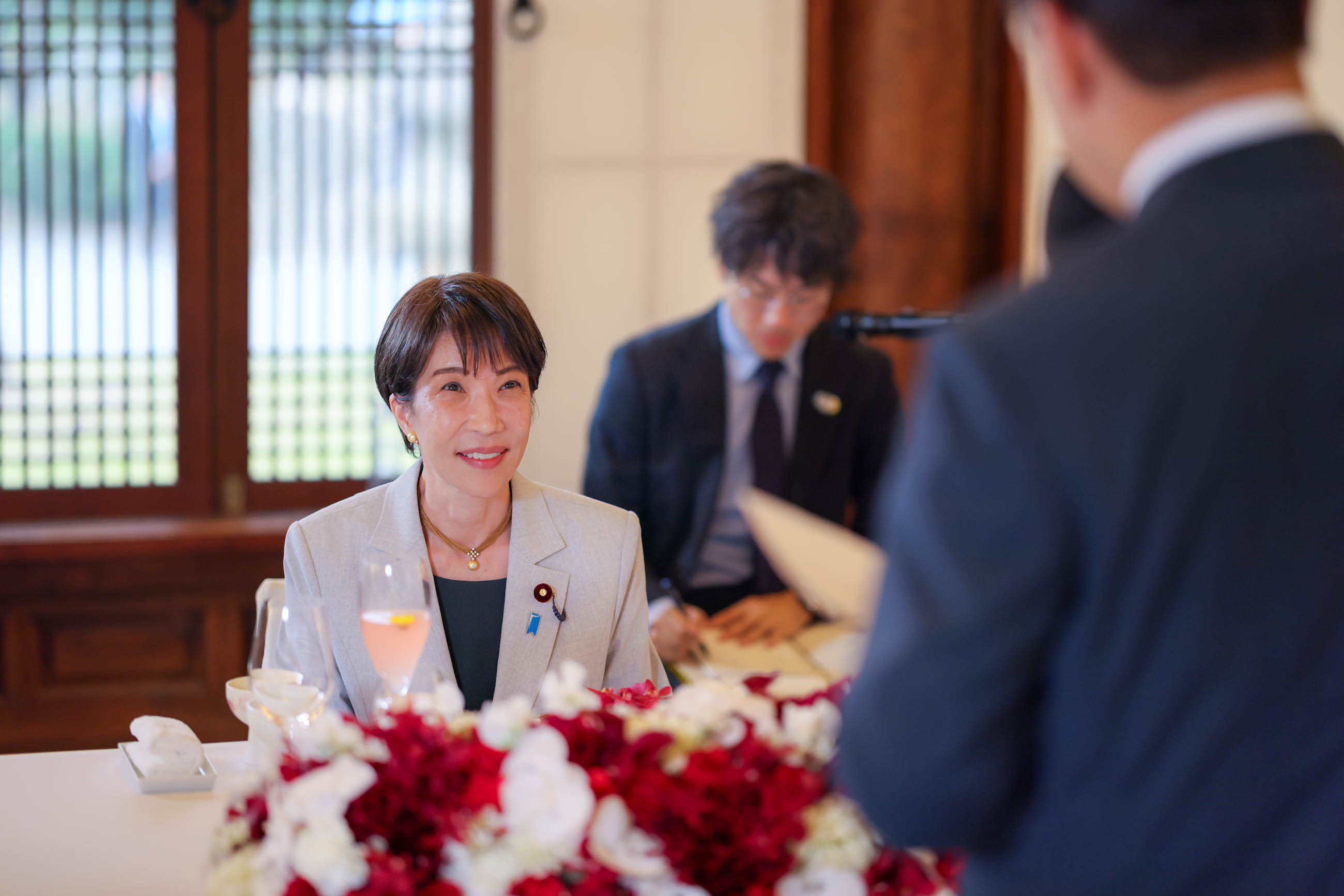 出席晚餐会的高市首相1