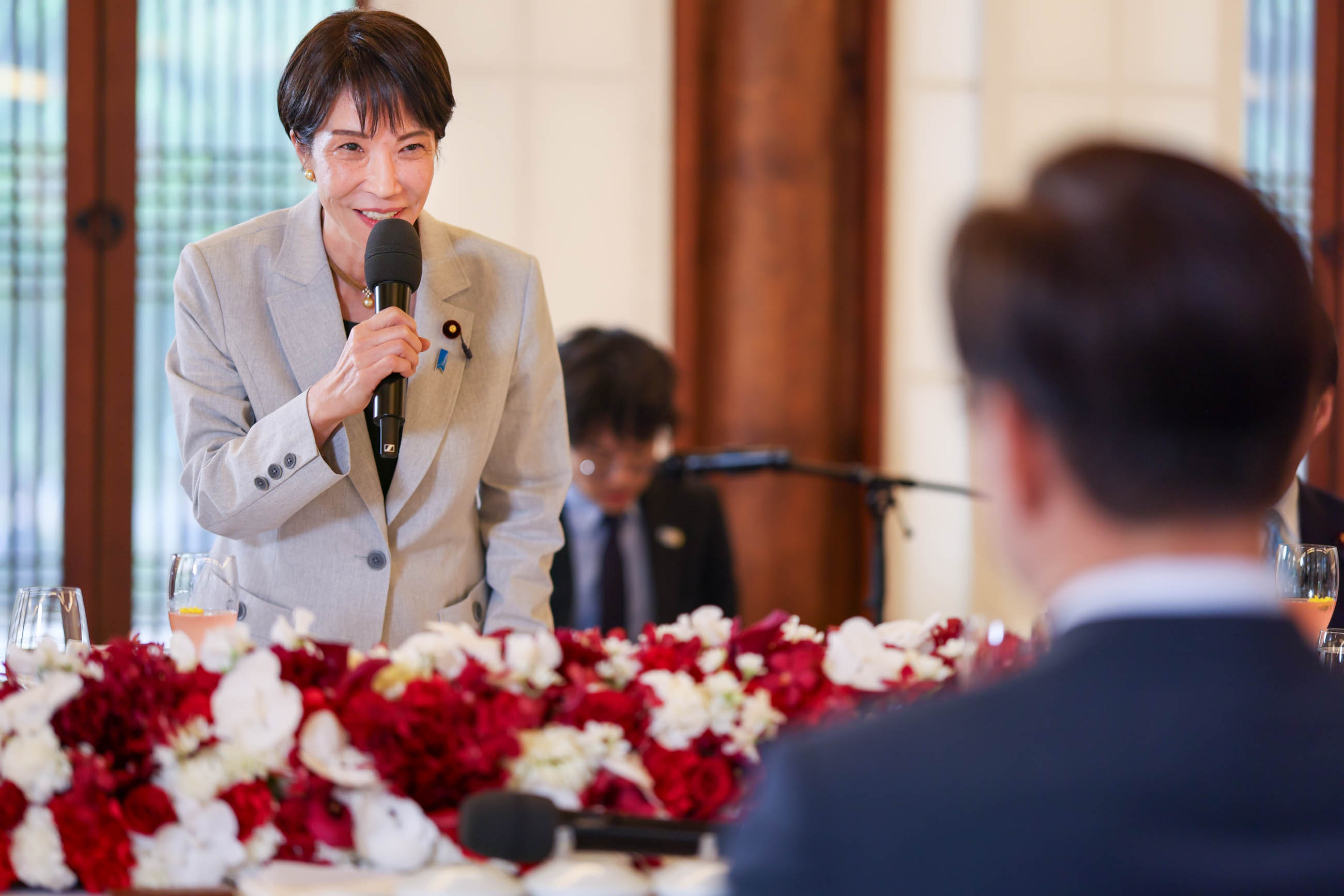 出席晚餐会的高市首相3