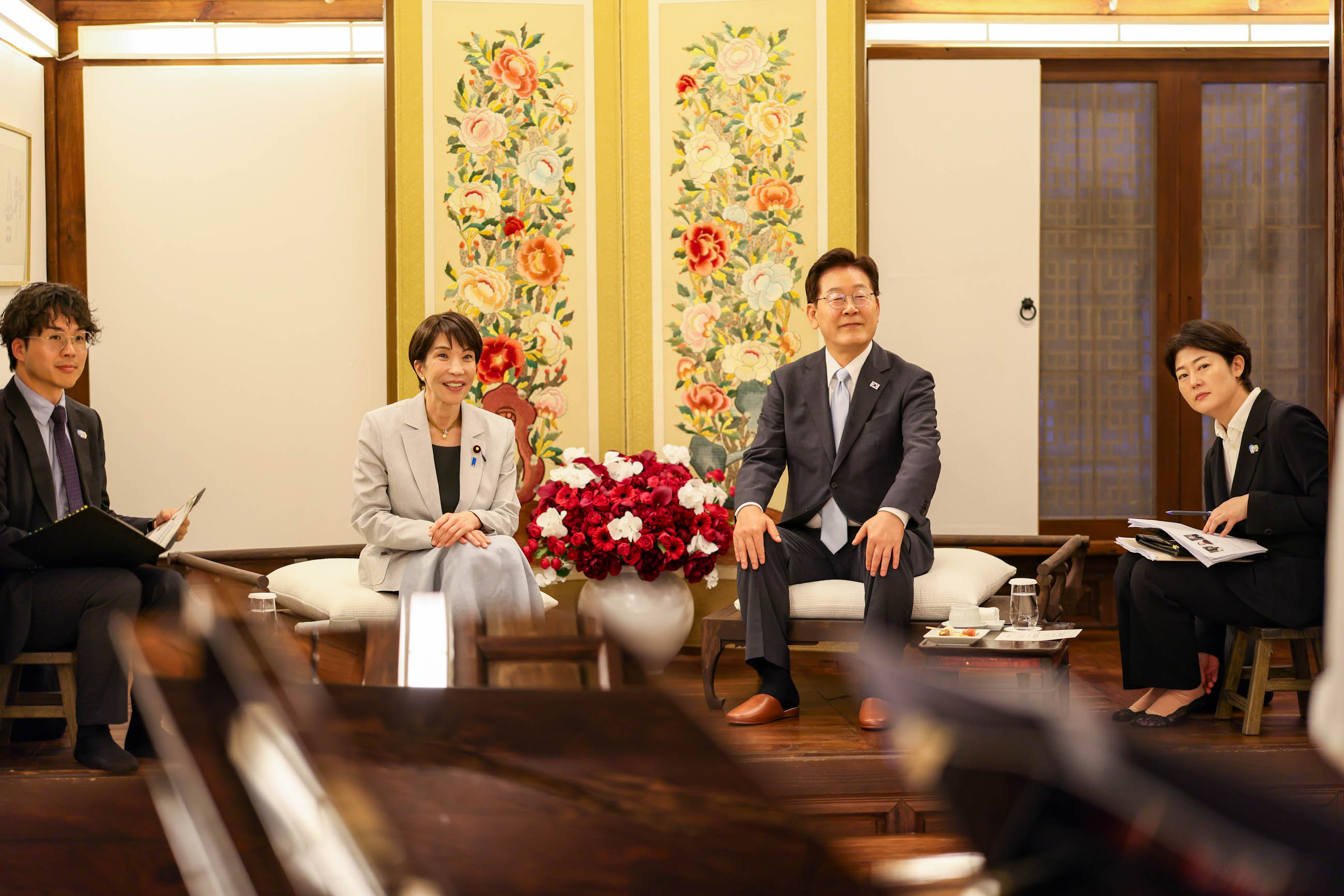出席联谊活动的高市首相1