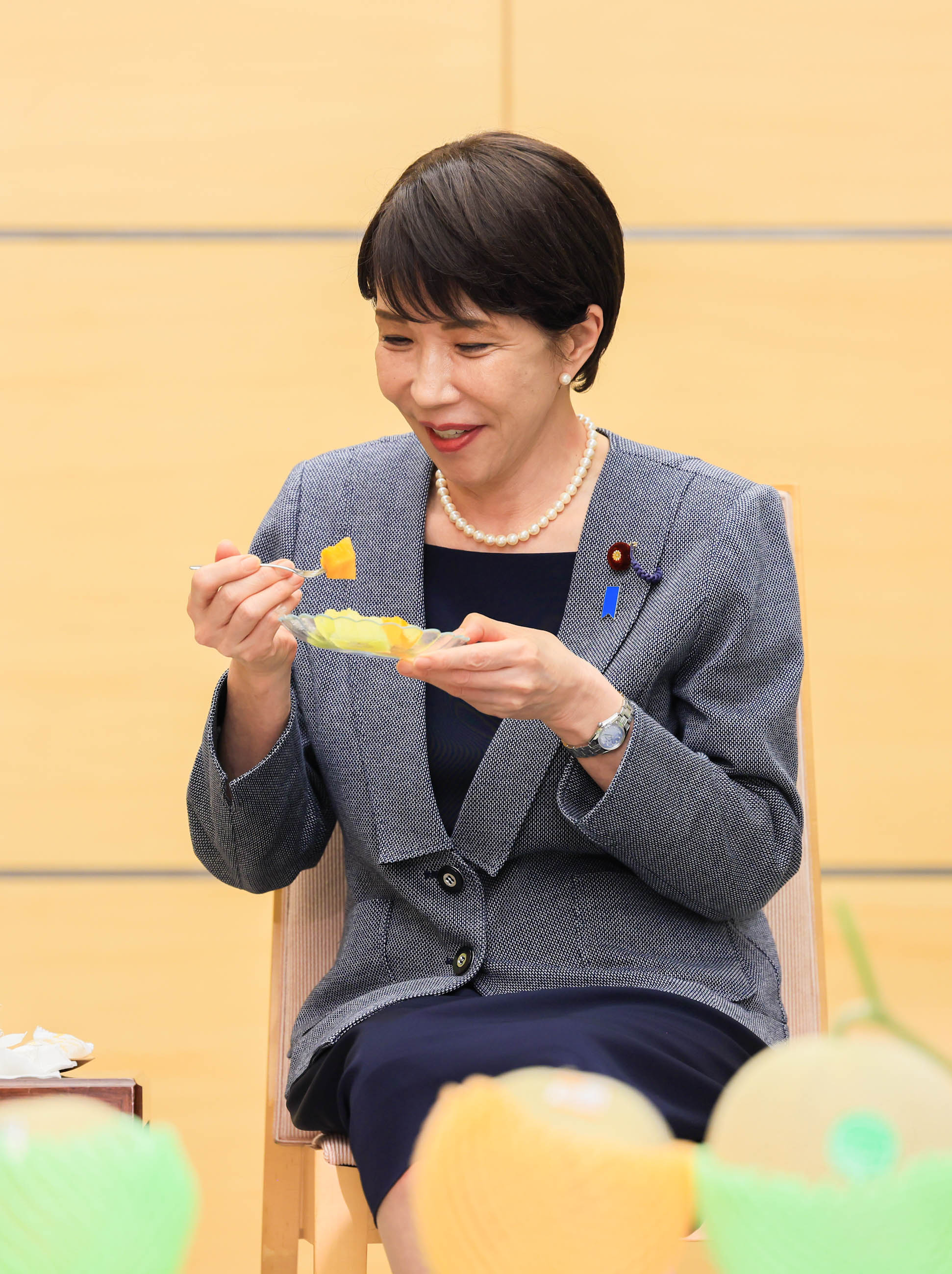 高市首相接受赠送6