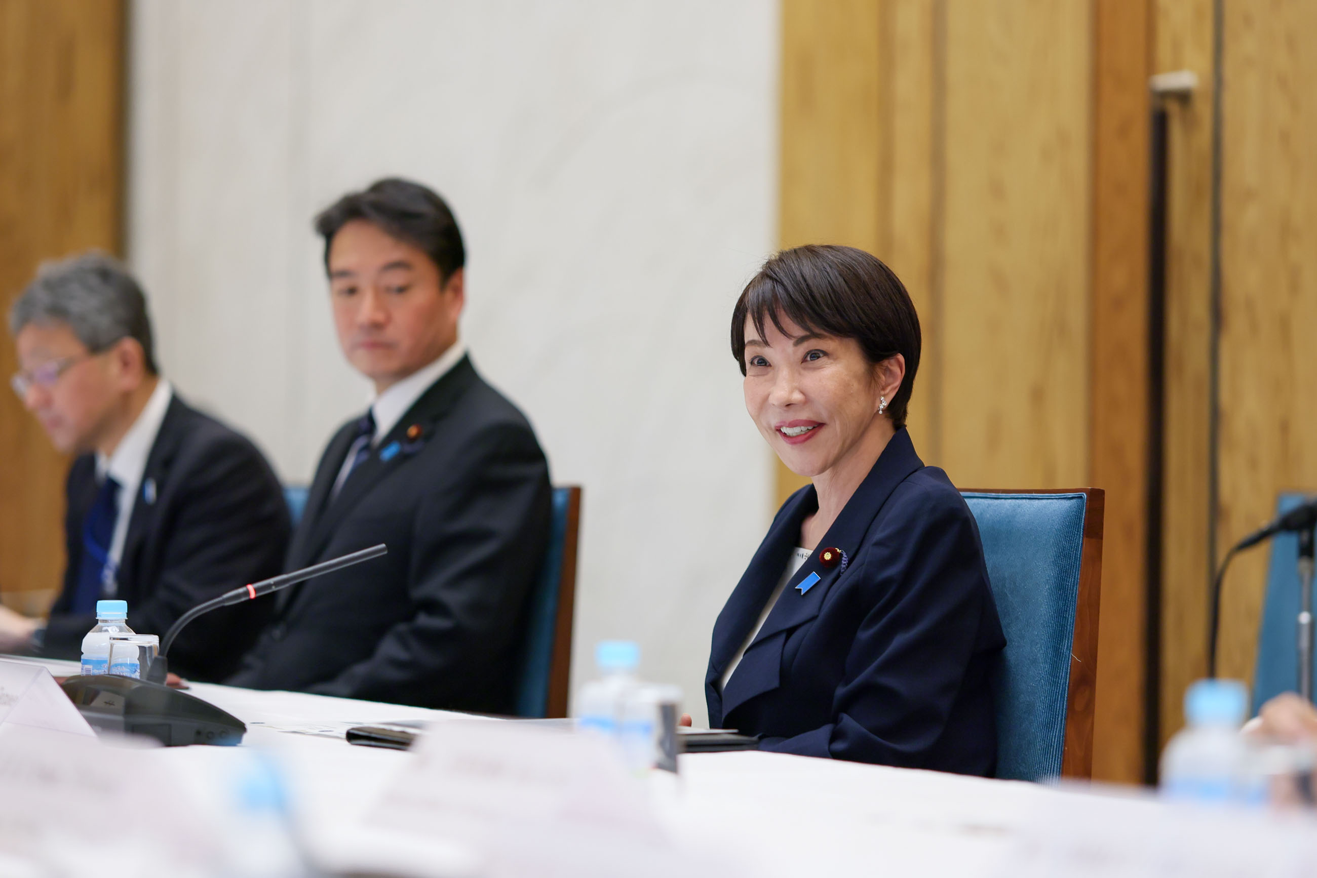 高市首相会见3
