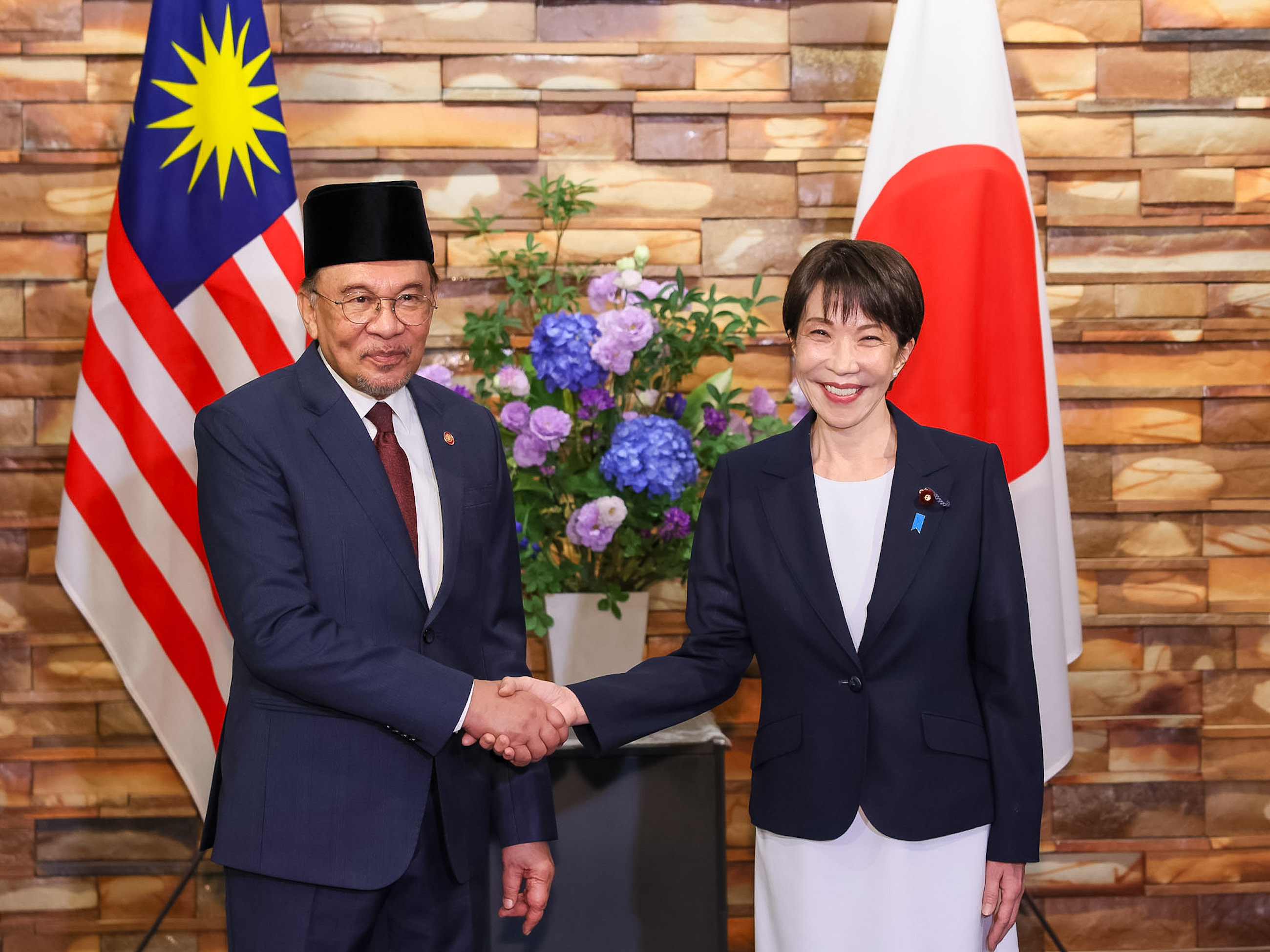 日本马来西亚首脑会谈1