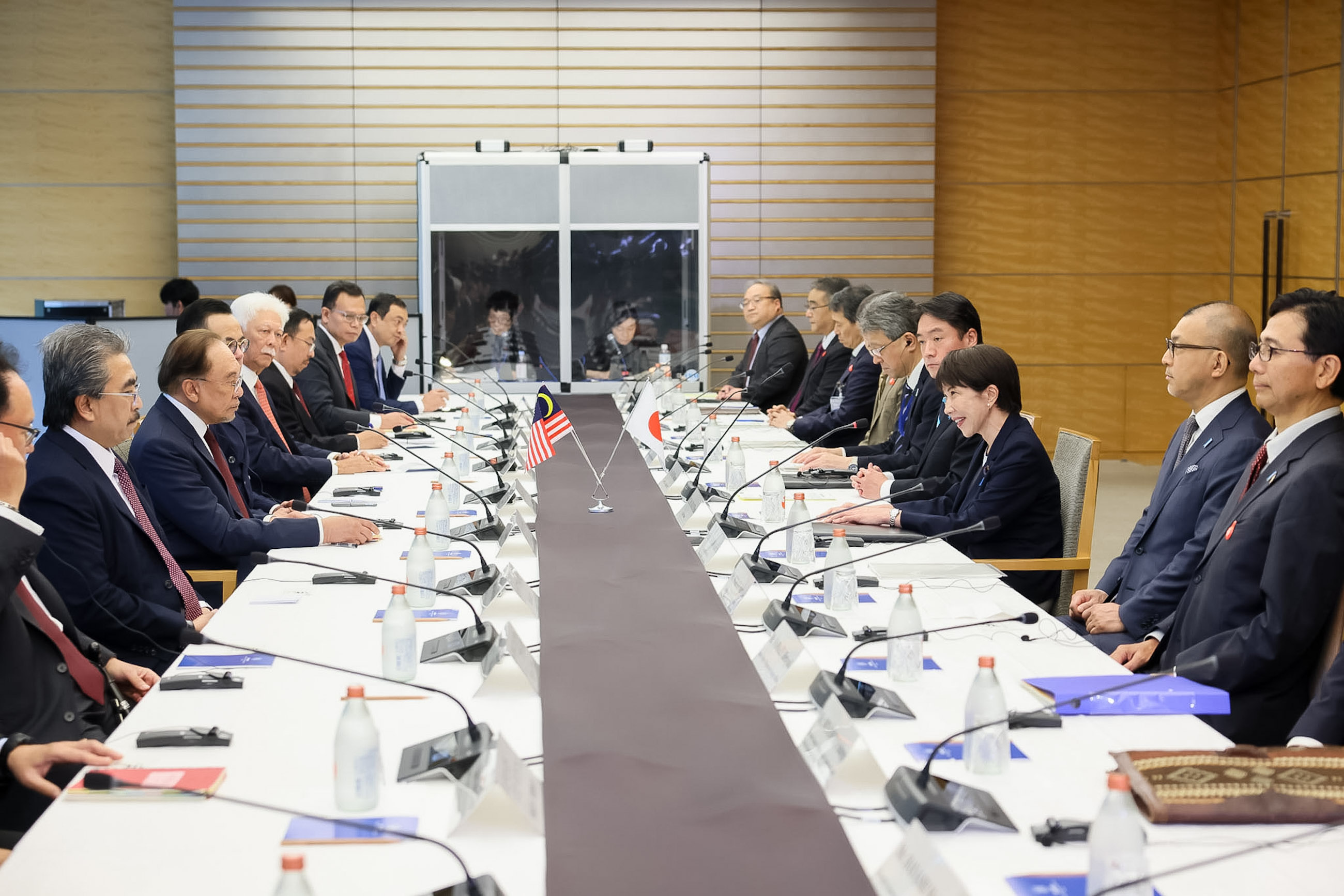 日本马来西亚首脑会谈3
