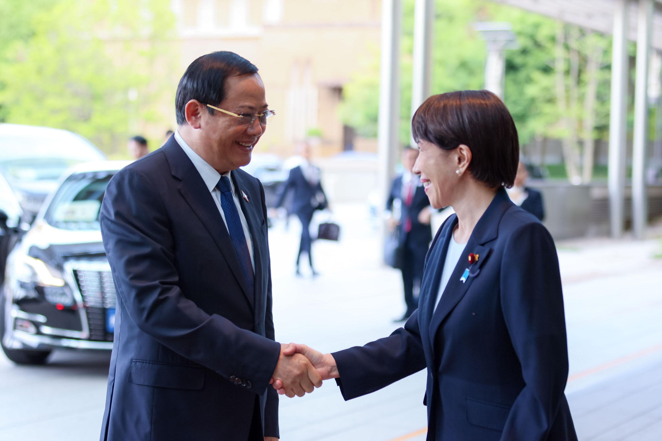 高市首相迎接宋赛·西潘敦总理