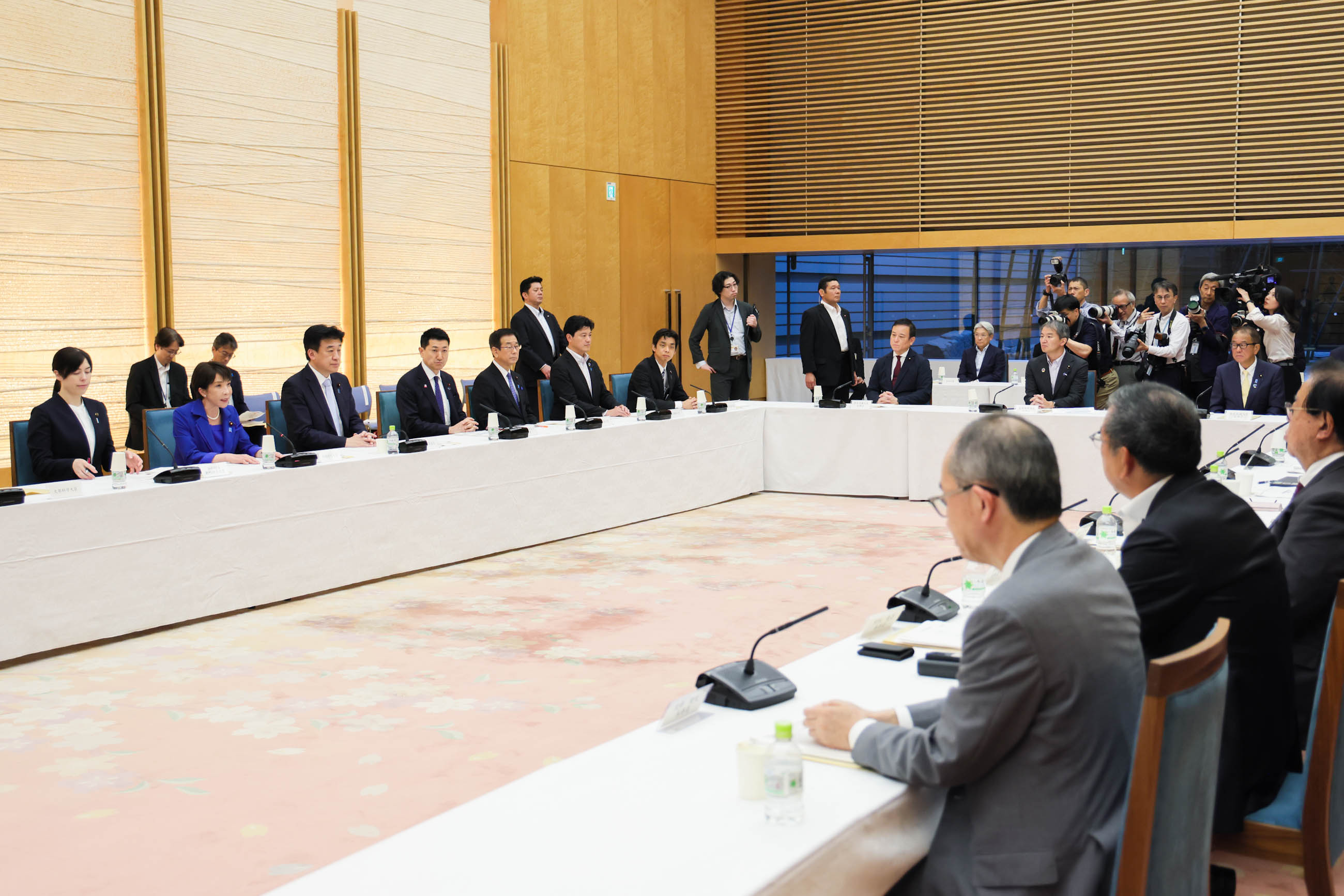 高市首相总结会议6