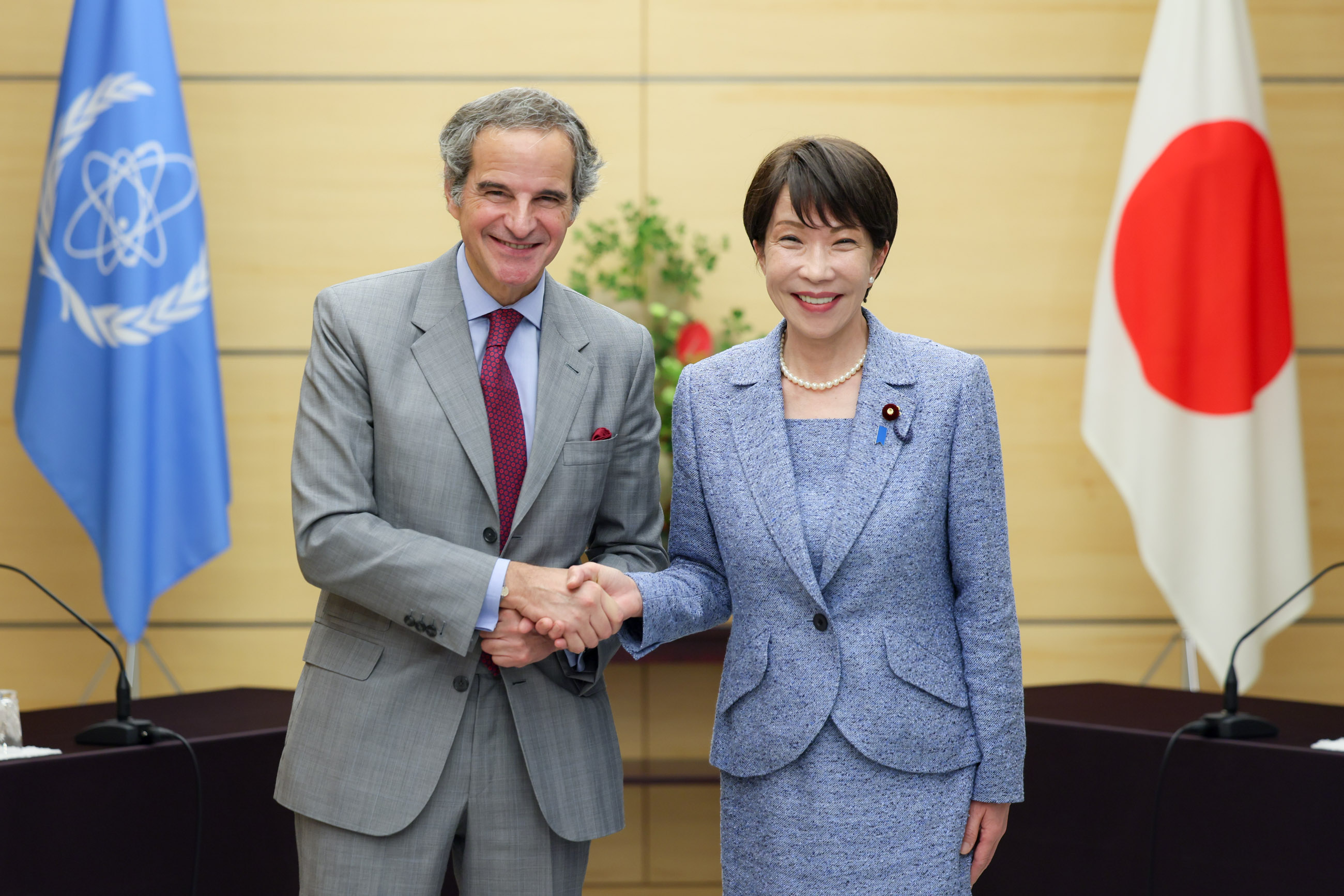 高市首相接受拜会1