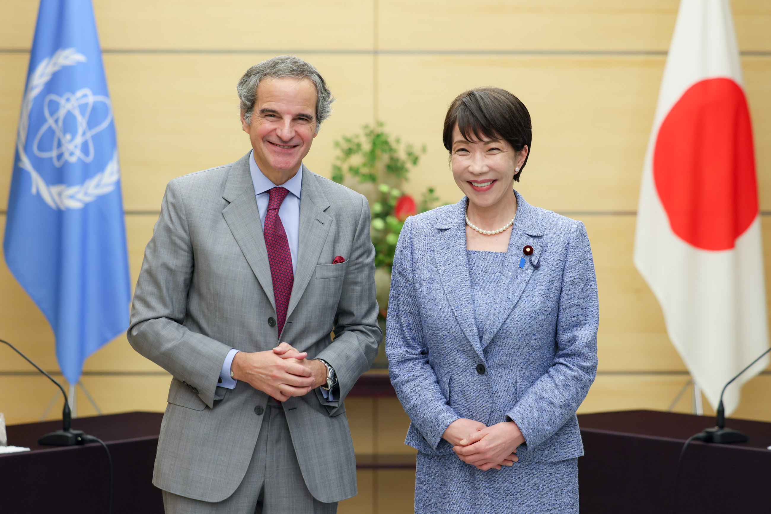 高市首相接受拜会4