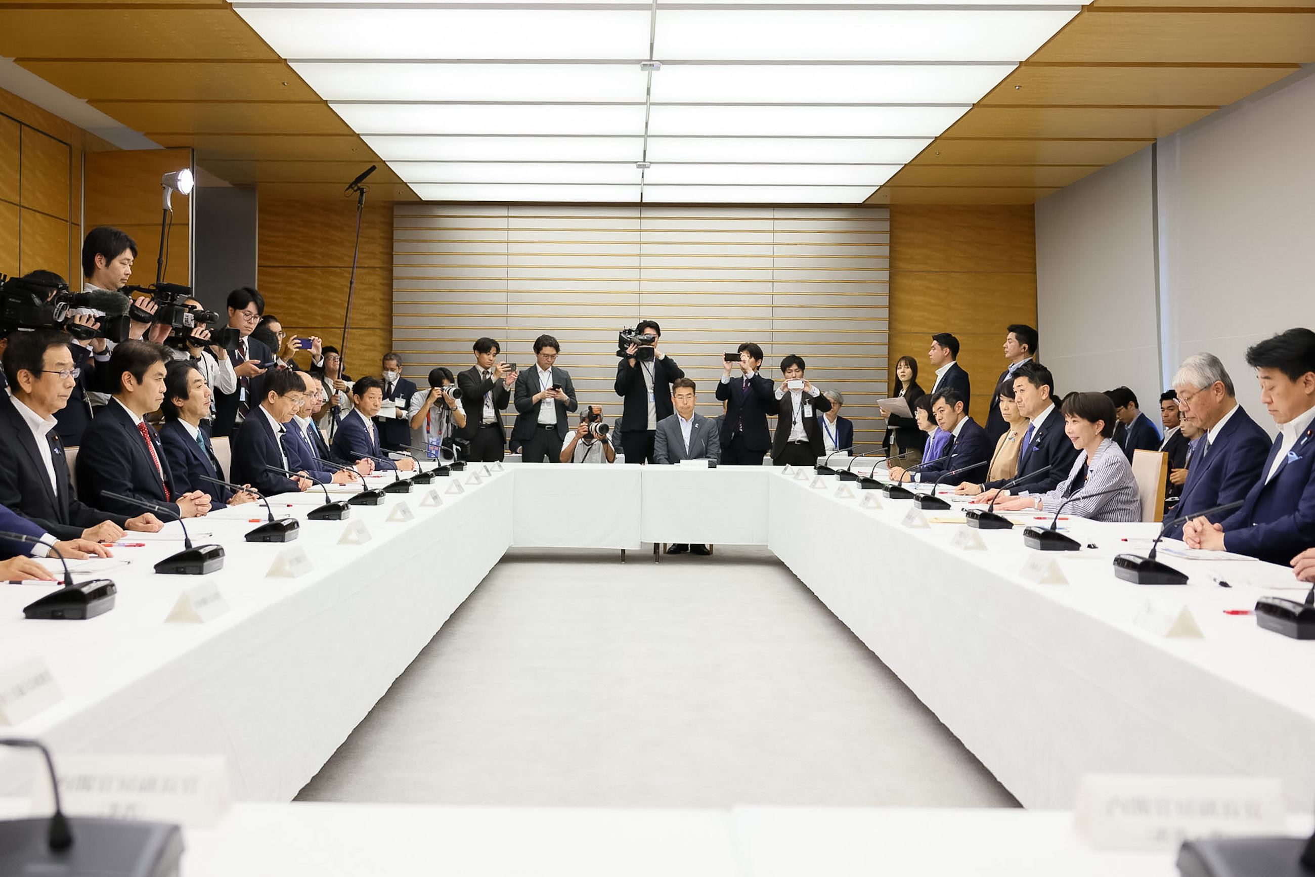 高市首相总结会议3