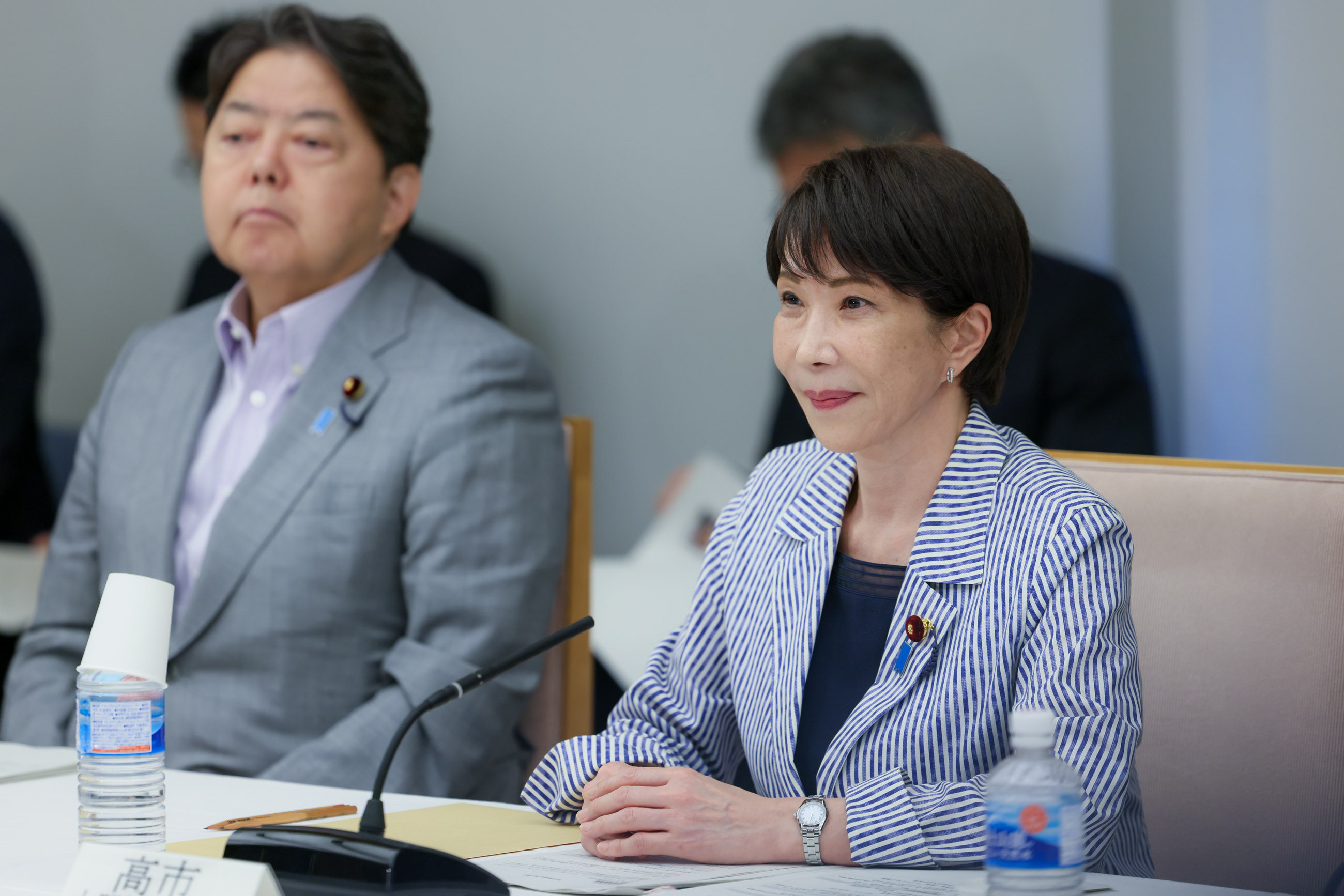 高市首相出席会议2