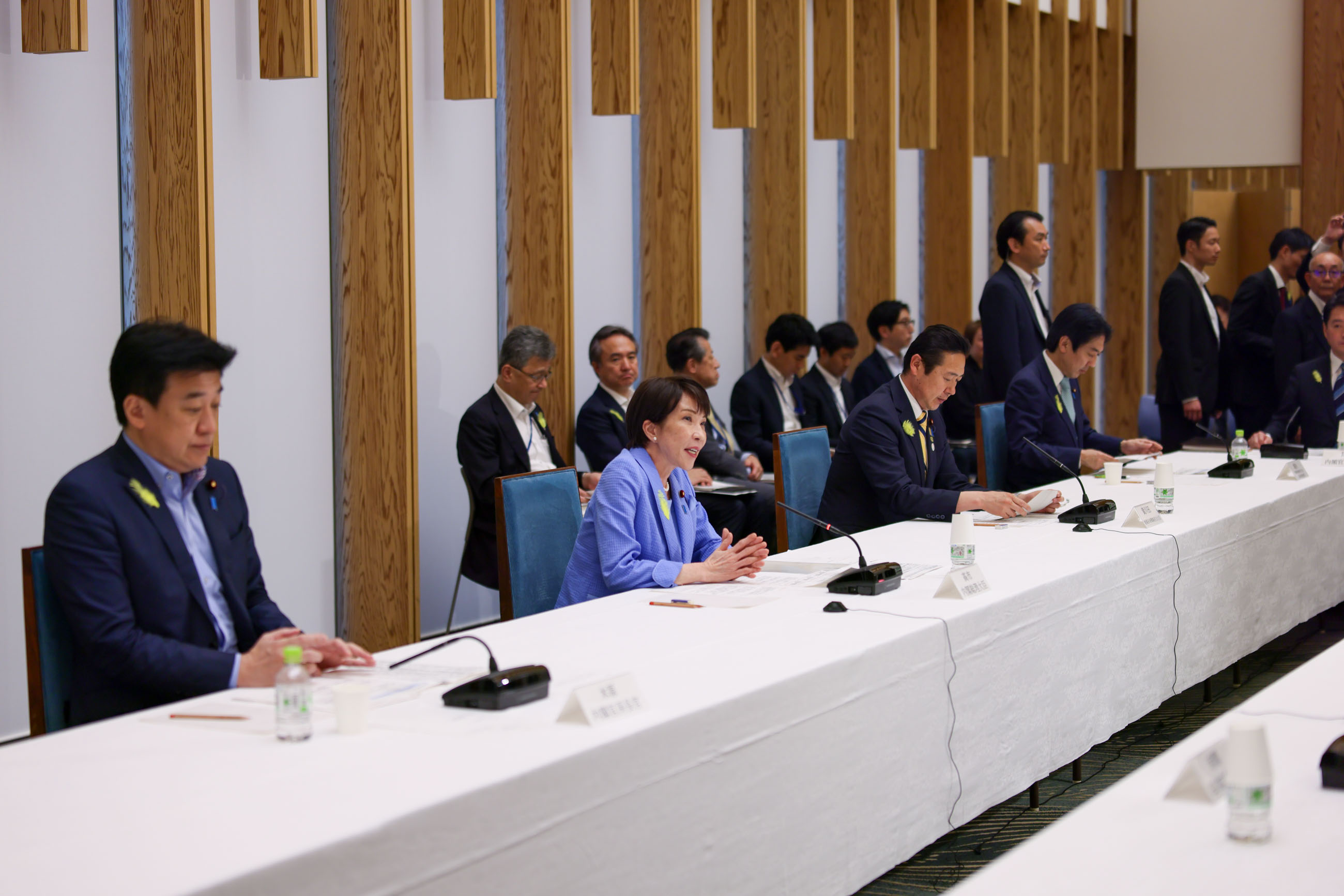 高市首相总结会议1