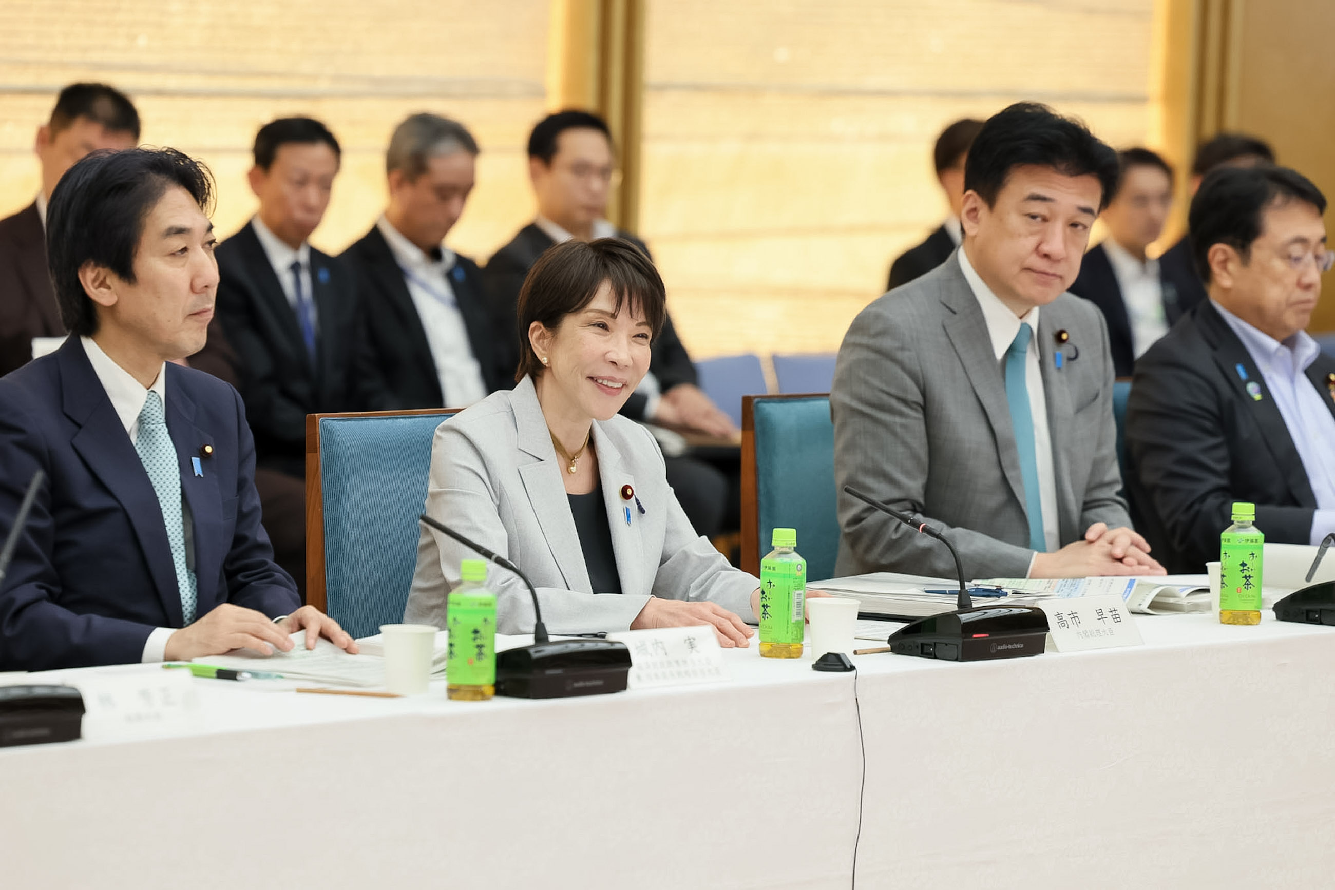 高市首相总结会议1