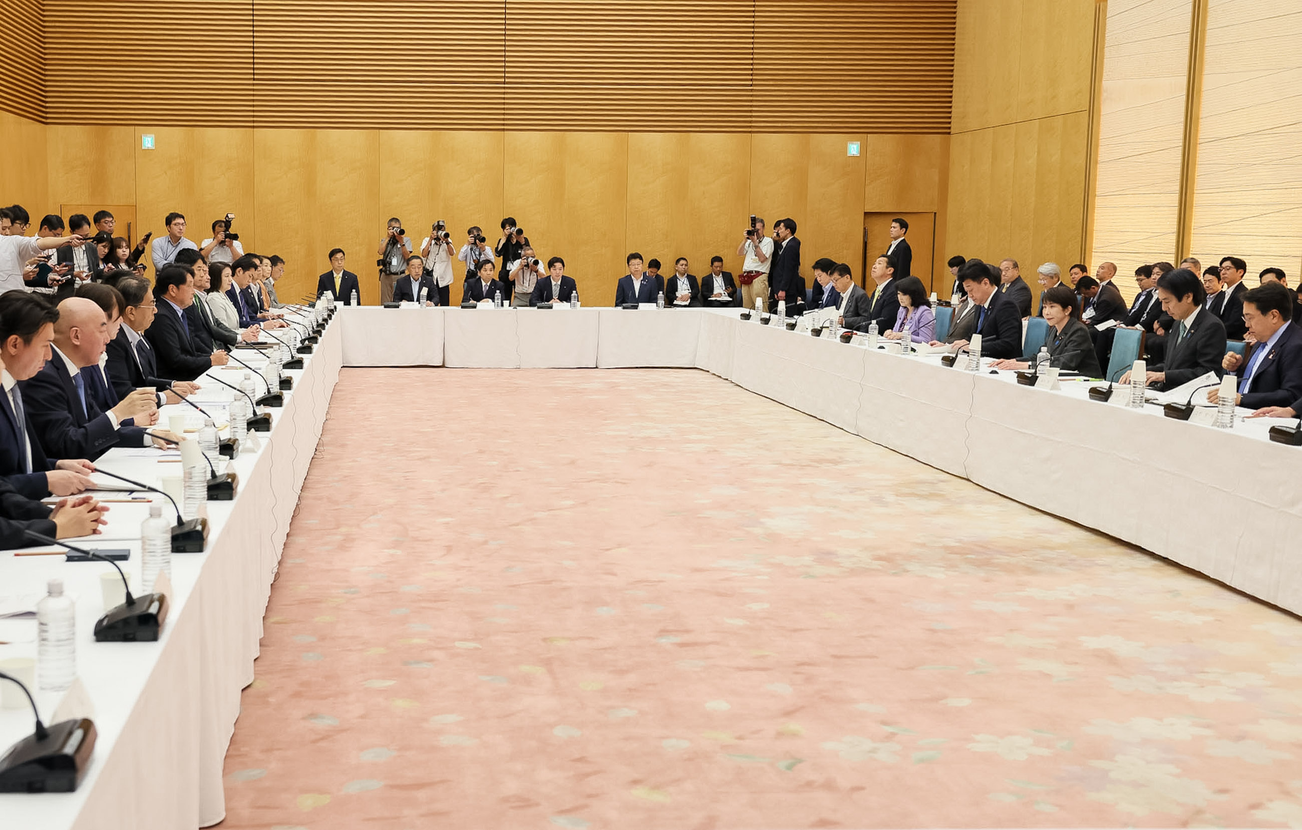 高市首相总结会议3