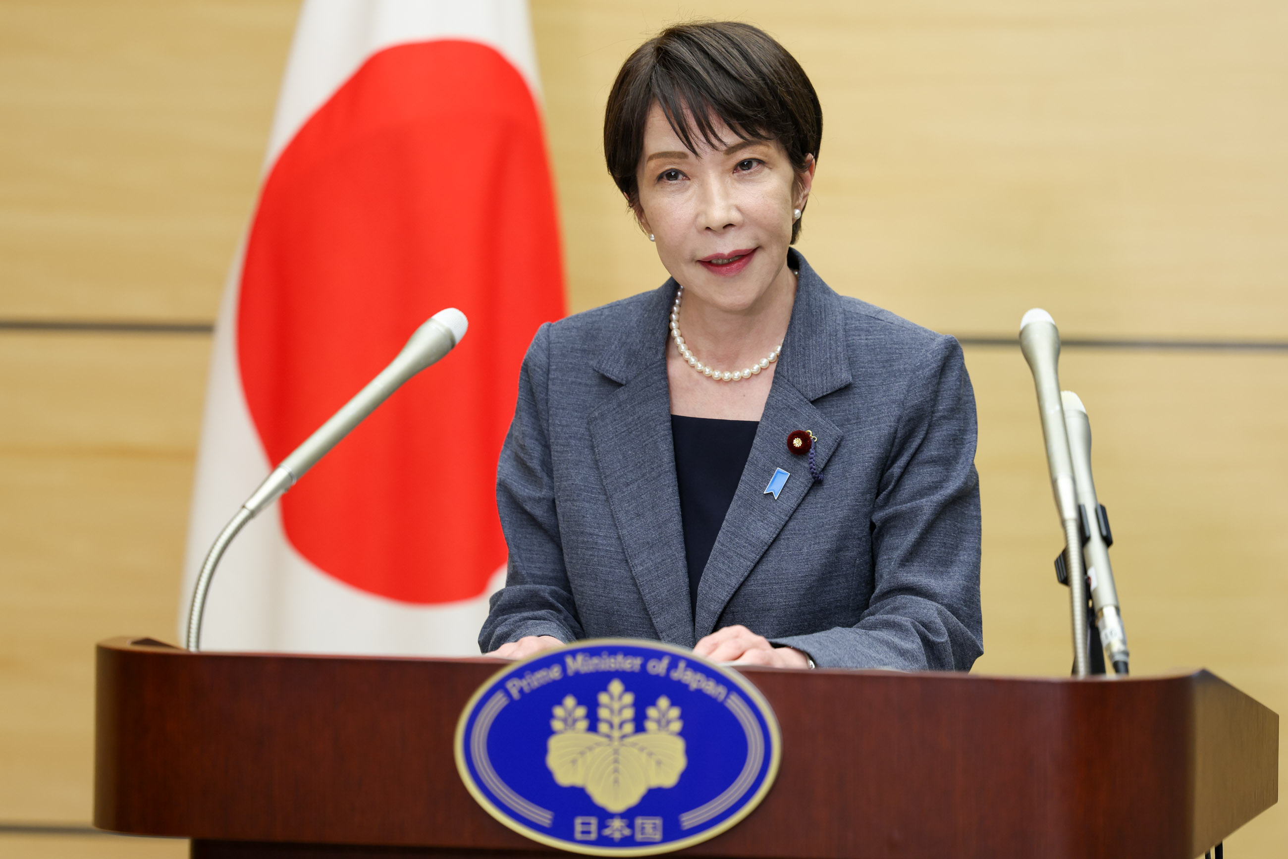 高市首相举行记者招待会4