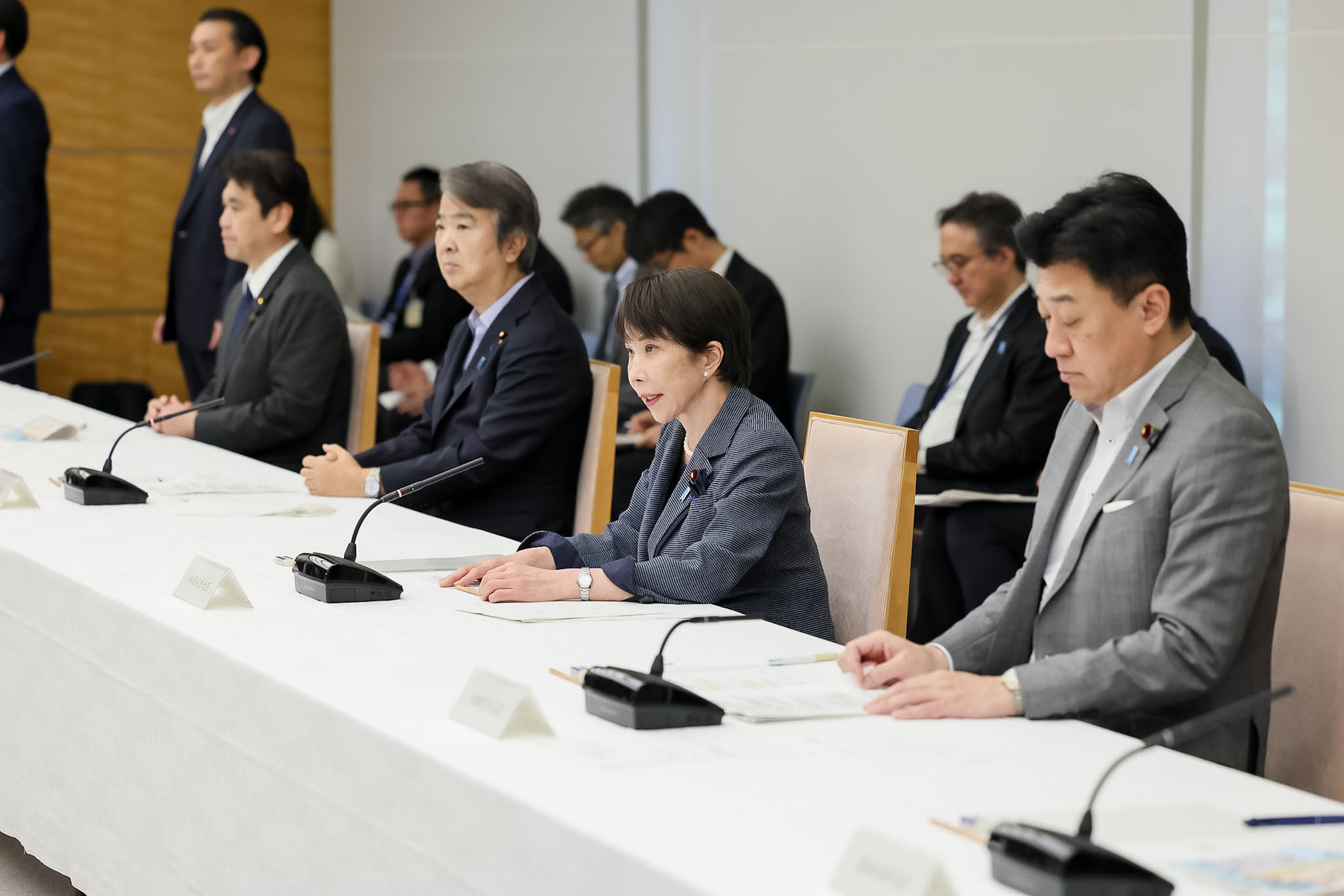 高市首相总结会议1