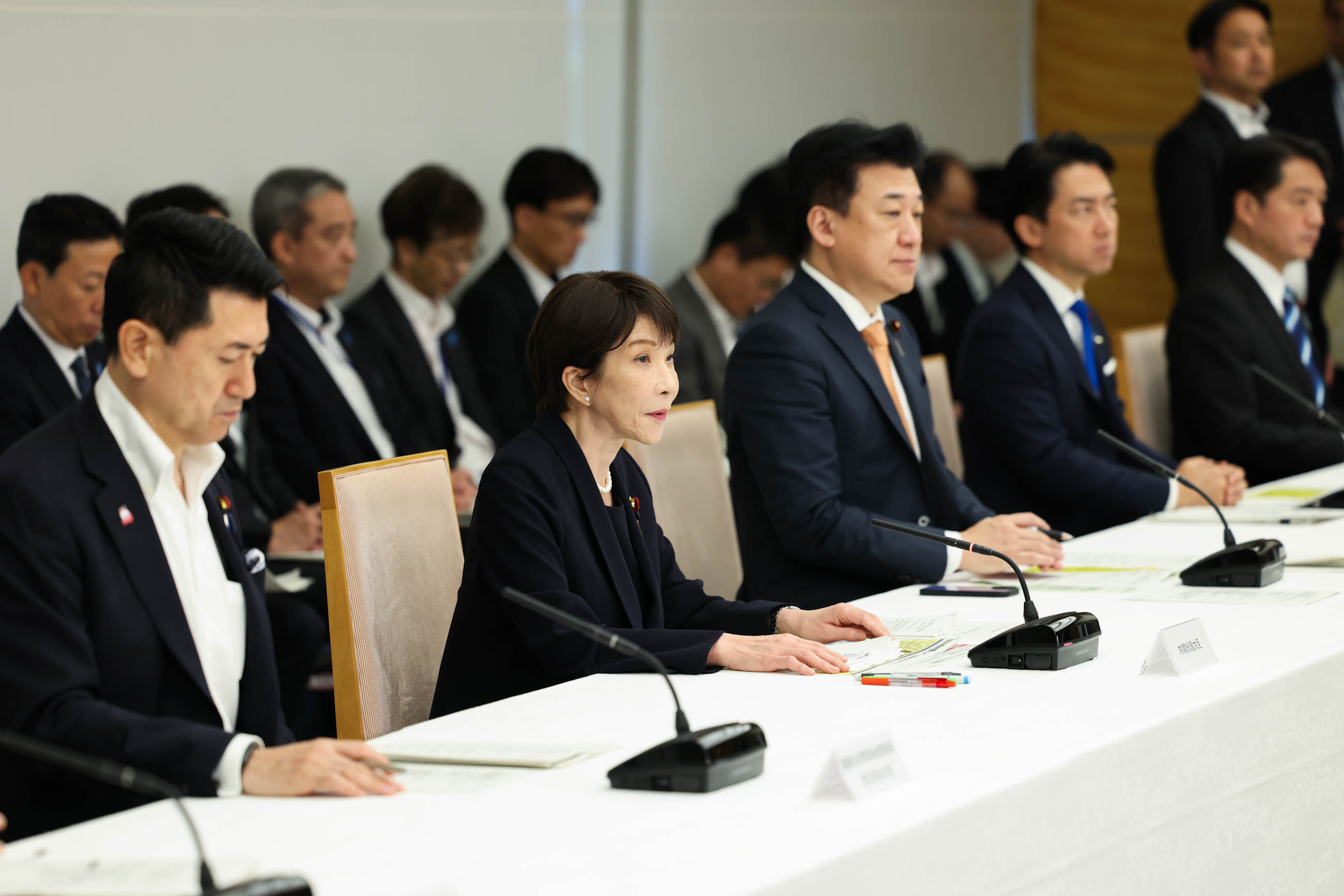高市首相总结会议1