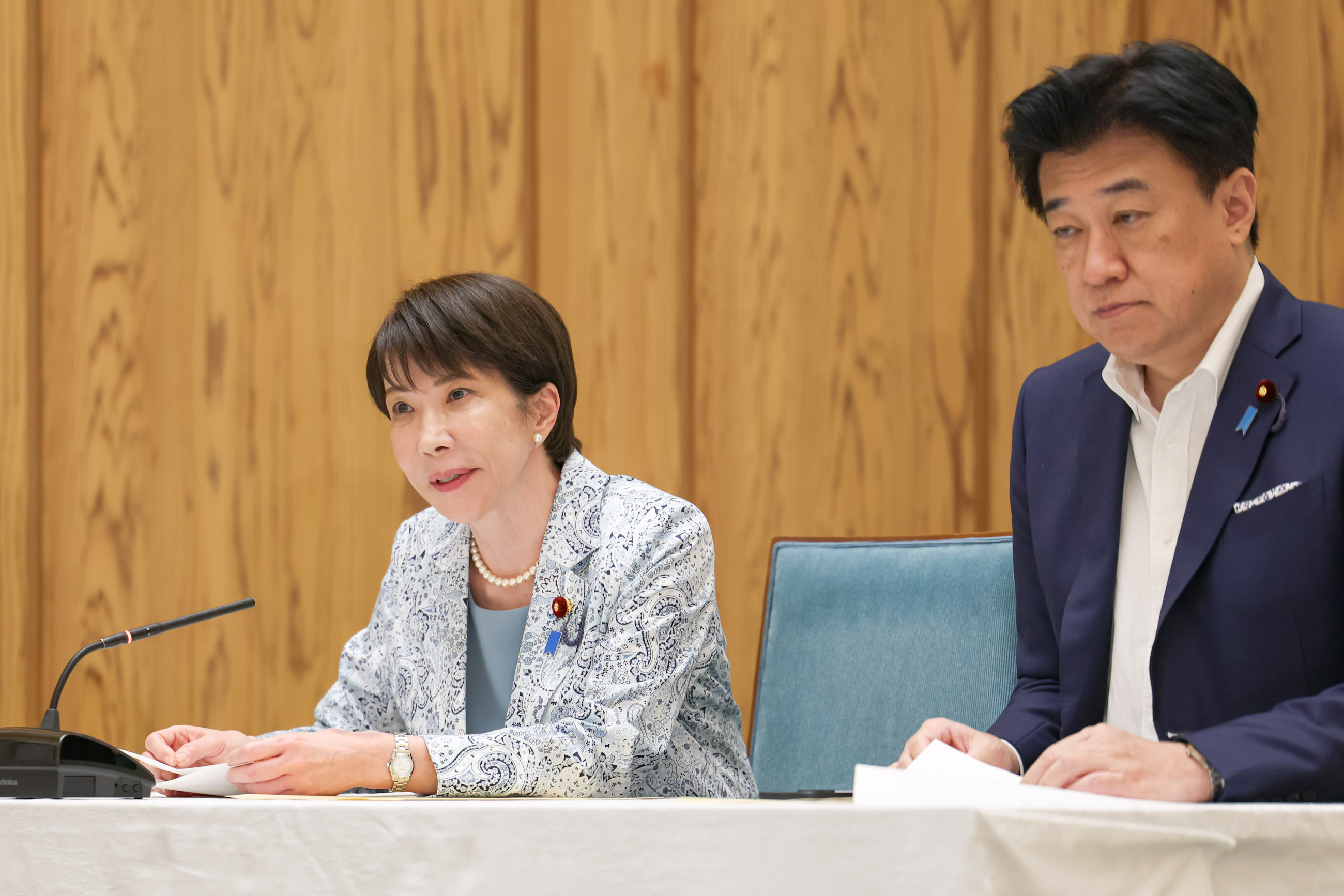 高市首相接受建议书7