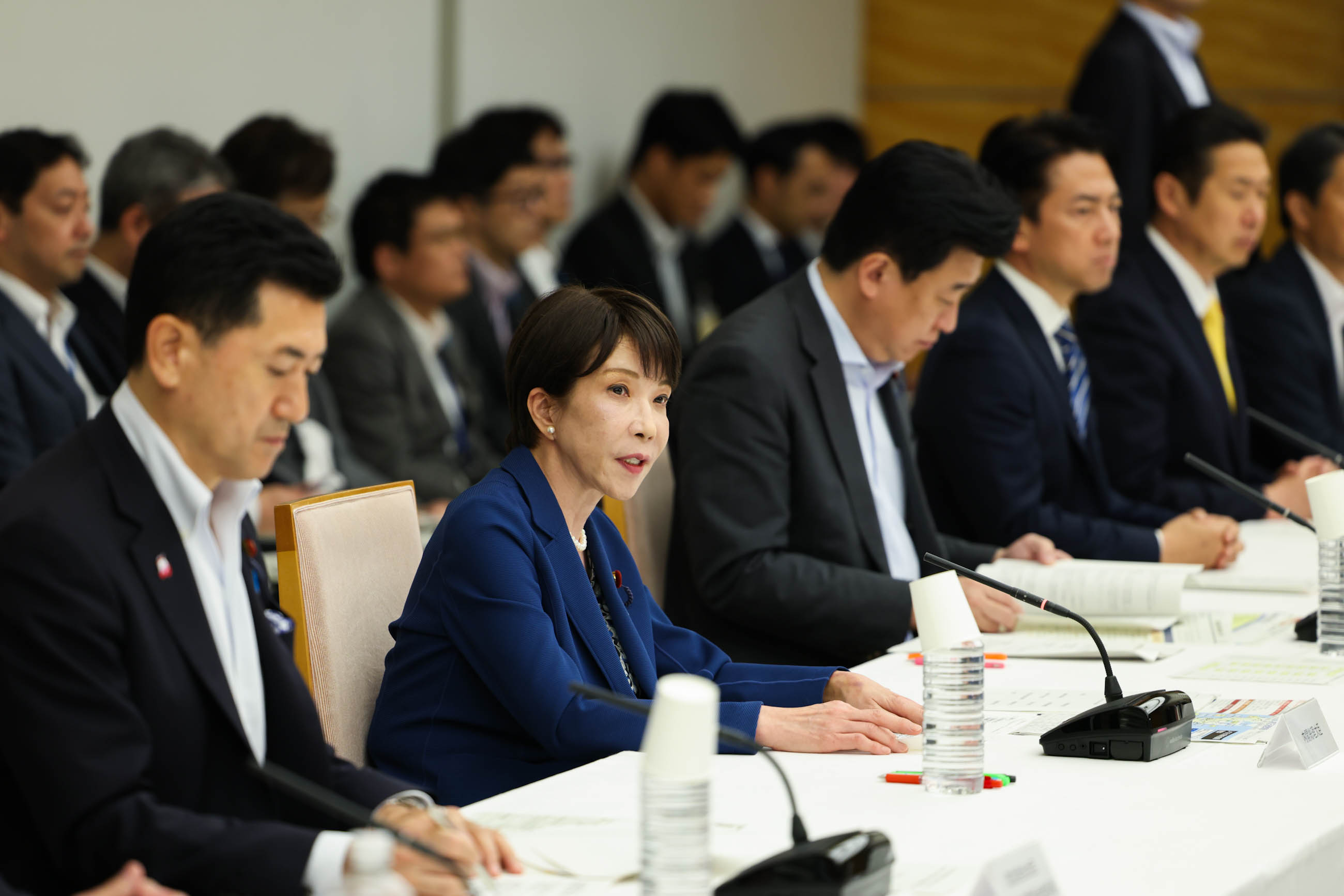 高市首相总结会议1