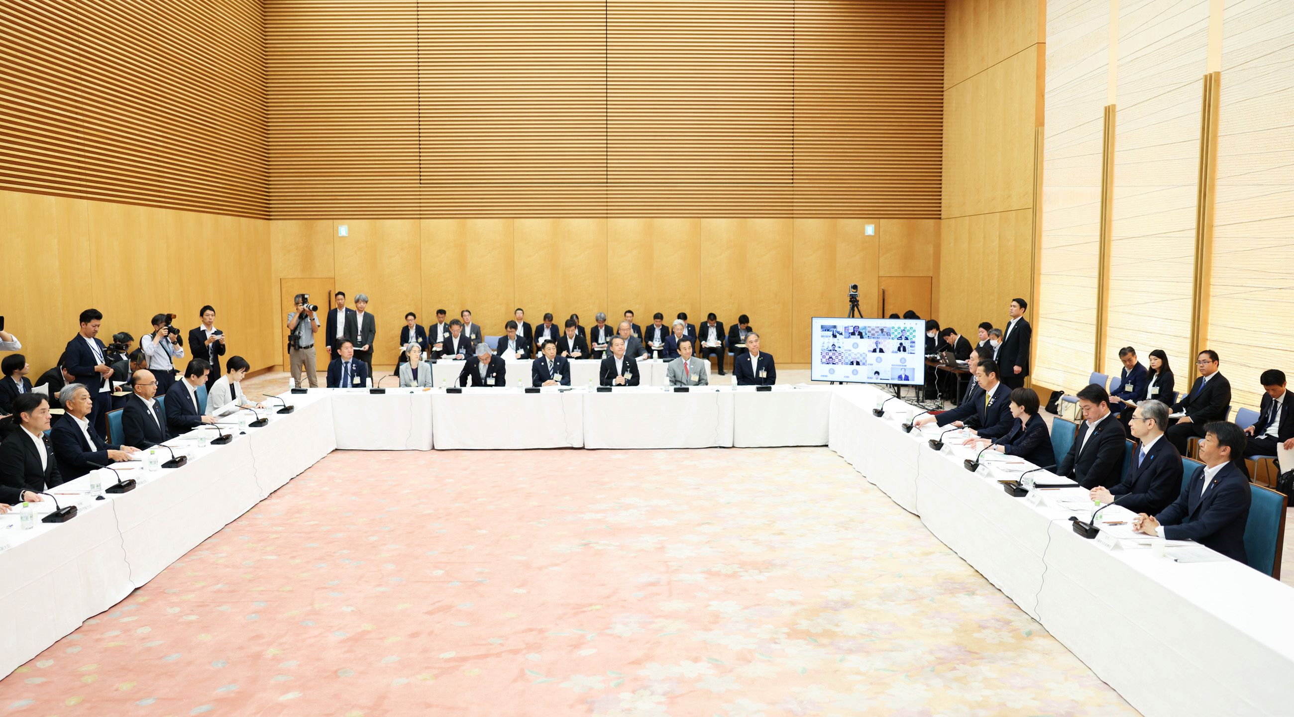 高市首相总结会议5