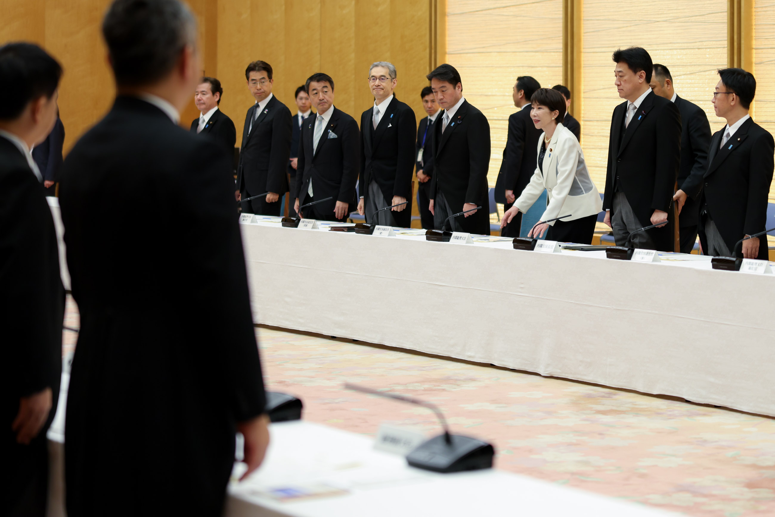 高市首相出席首次副大臣会议