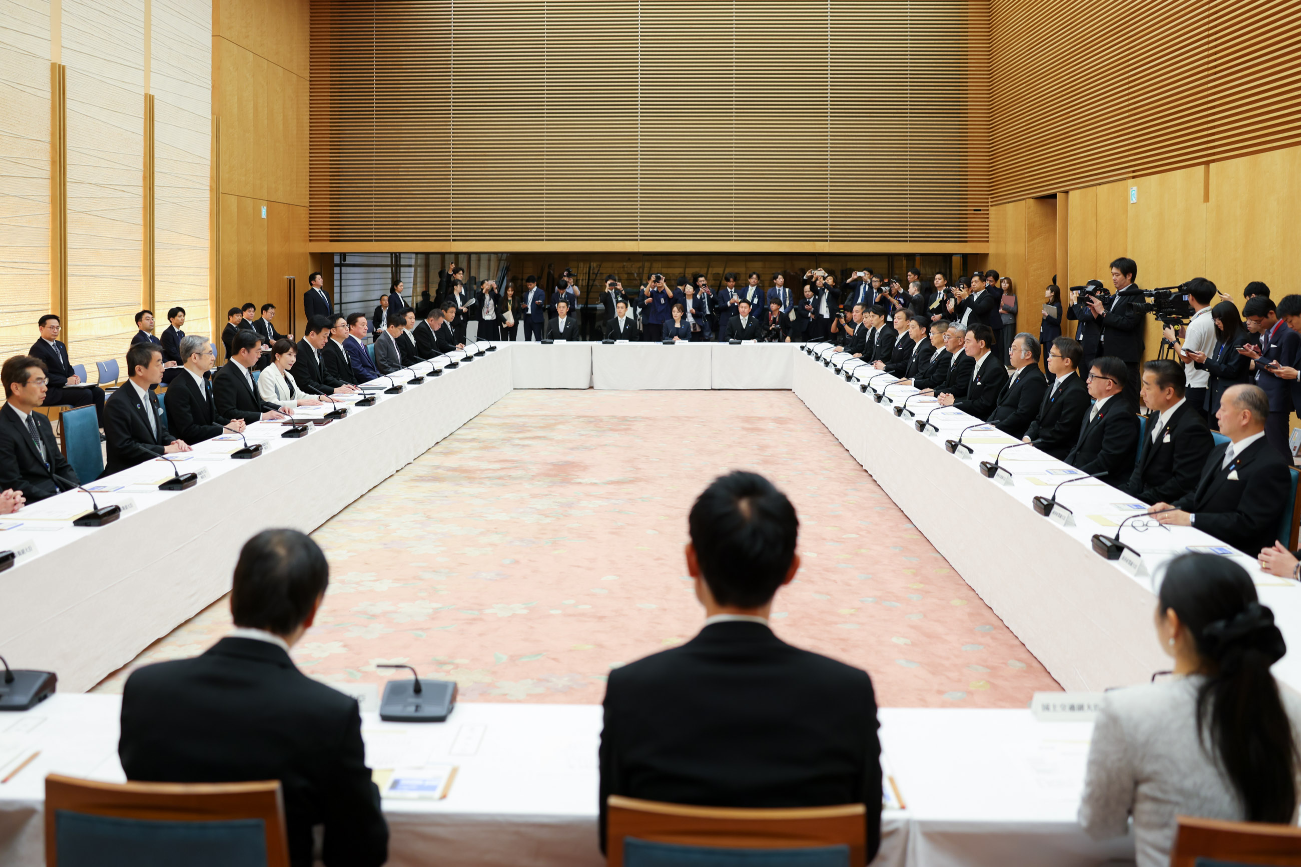 首次副大臣会议3