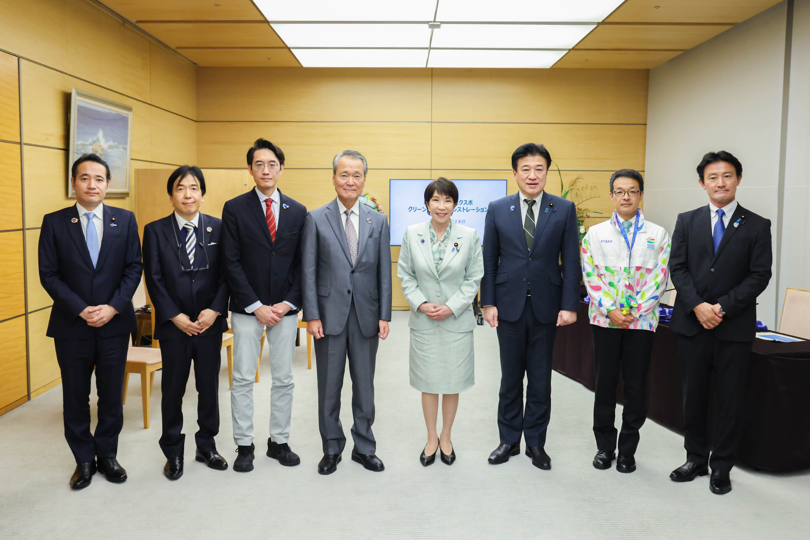 高市首相接受拜会1