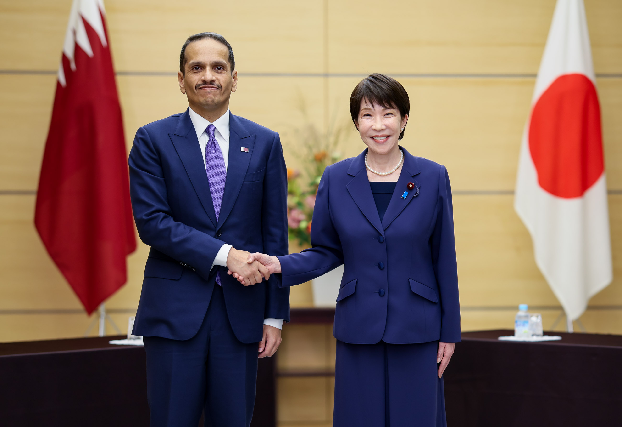 高市首相与穆罕默德首相兼外长举行会谈1