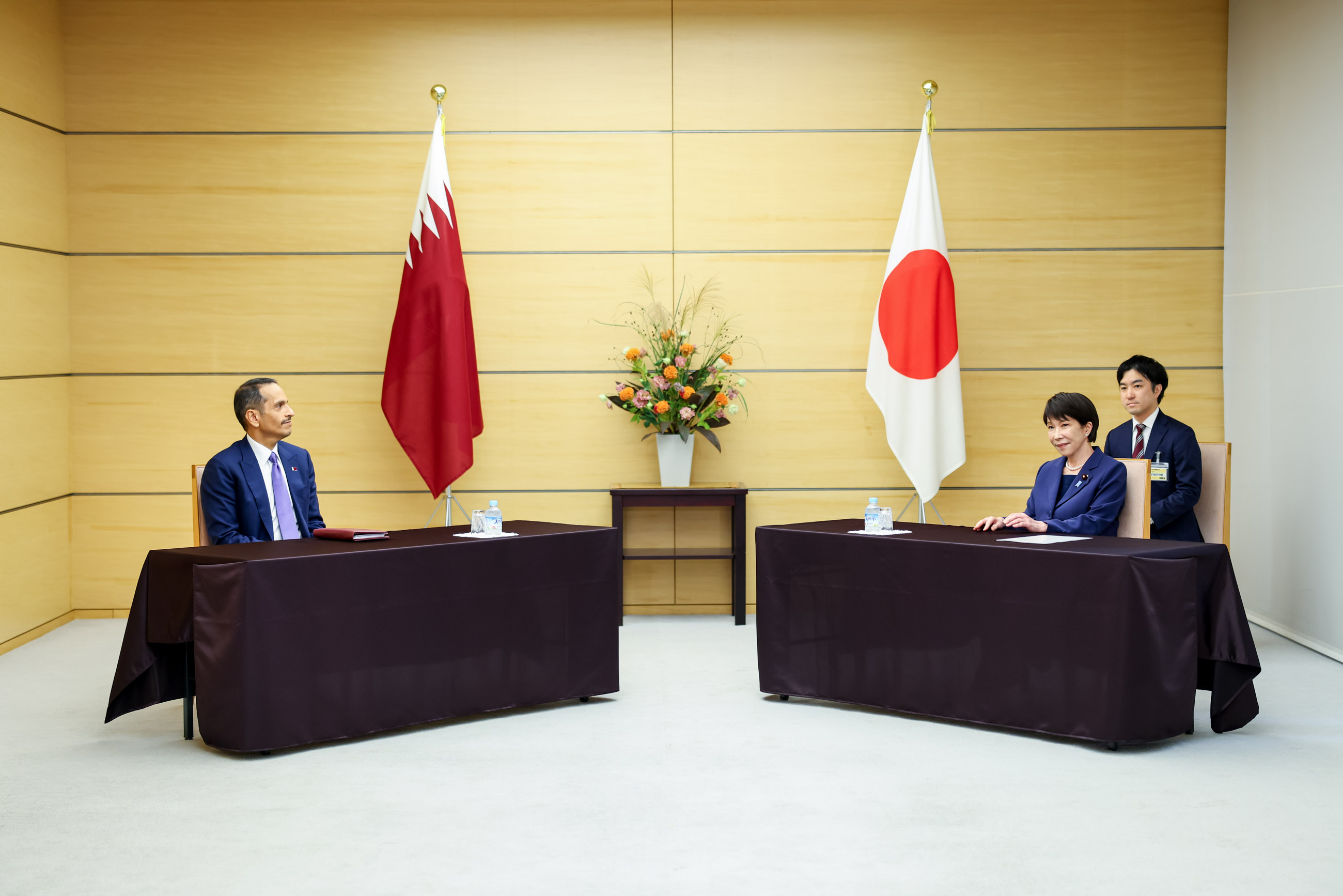 高市首相与穆罕默德首相兼外长举行会谈3