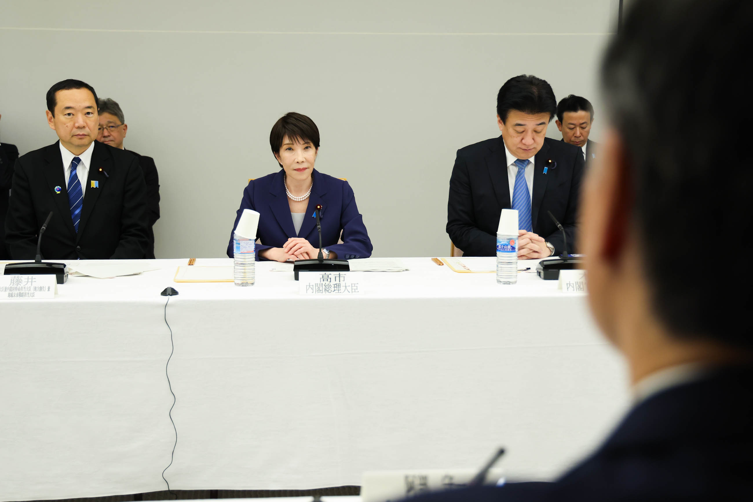 高市首相出席会议2
