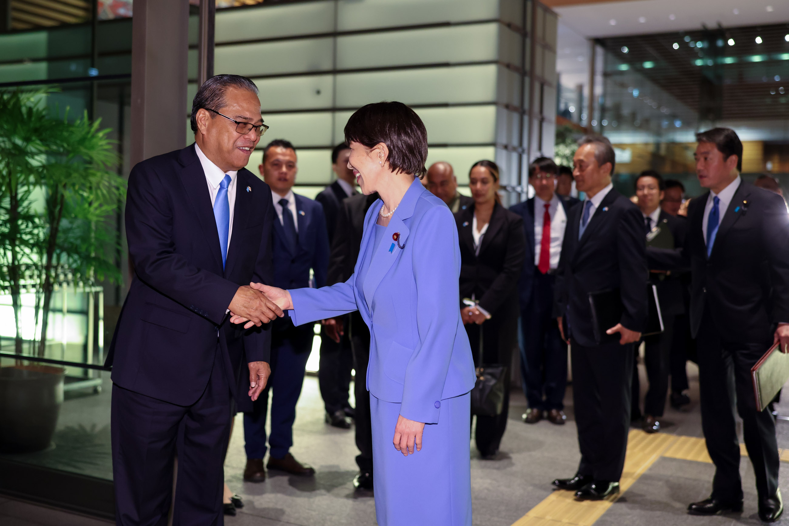 高市首相为西米纳总统送行3
