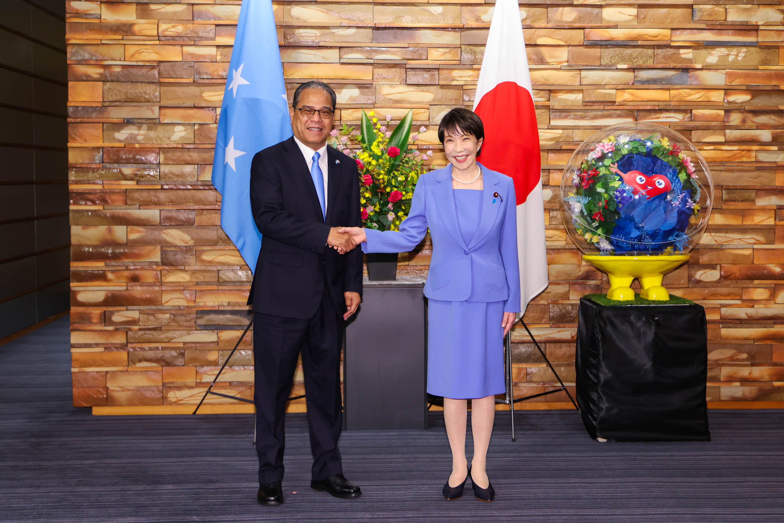 日本密克罗尼西亚首脑会谈2