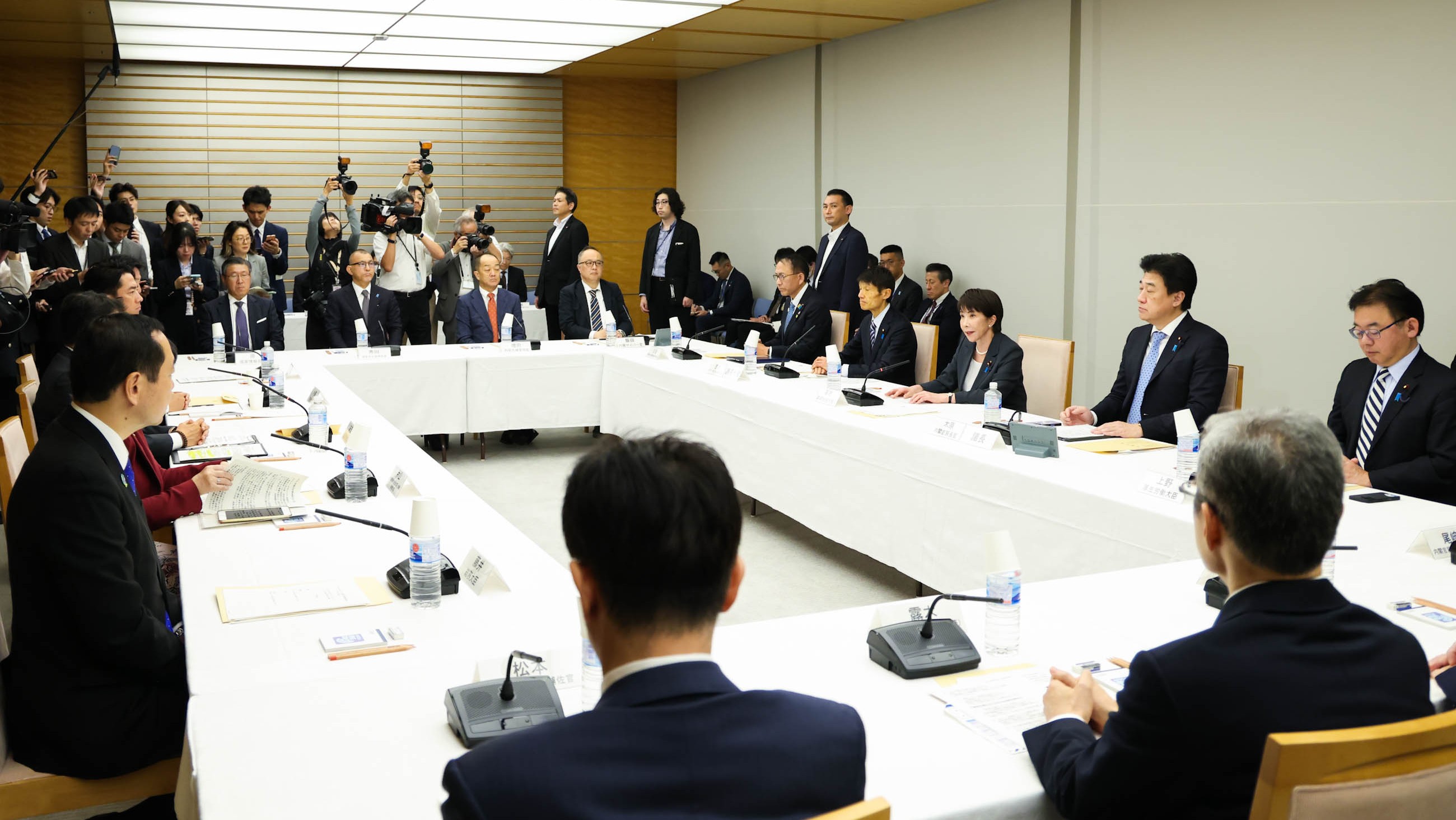 高市首相总结会议5