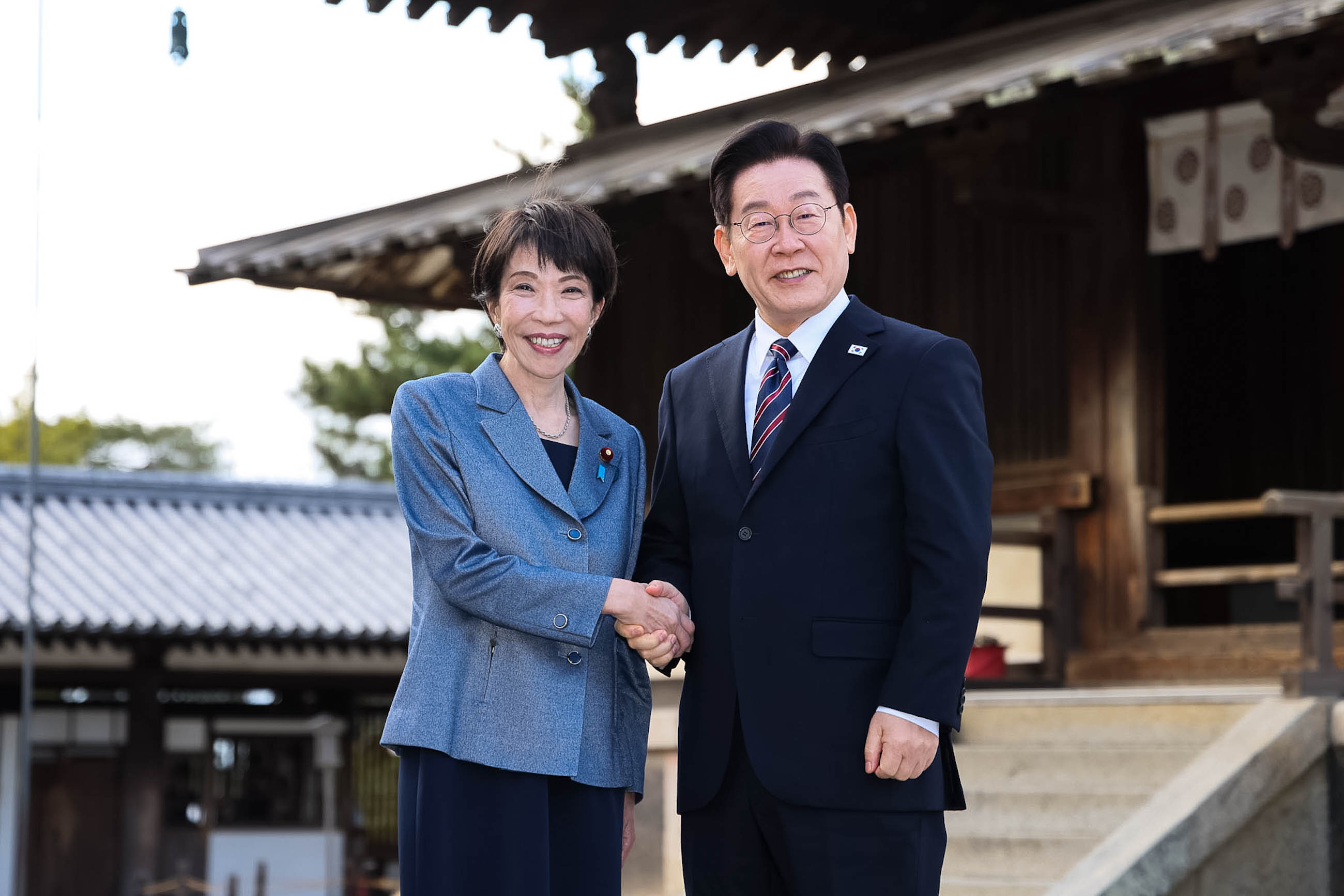 日韩两国首脑参观法隆寺